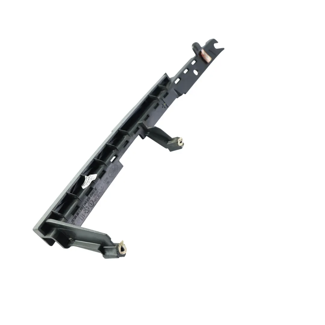Guida Vetro Porta Posteriore Sinistra per Land Rover Evoque L538 con numero di parte BJ32-255A63-AE Land Rover Evoque L538 Guida Vetro Porta Posteriore Sinistra - SKU BJ32-255A63-AE - Numero di parte BJ32-255A63-AE