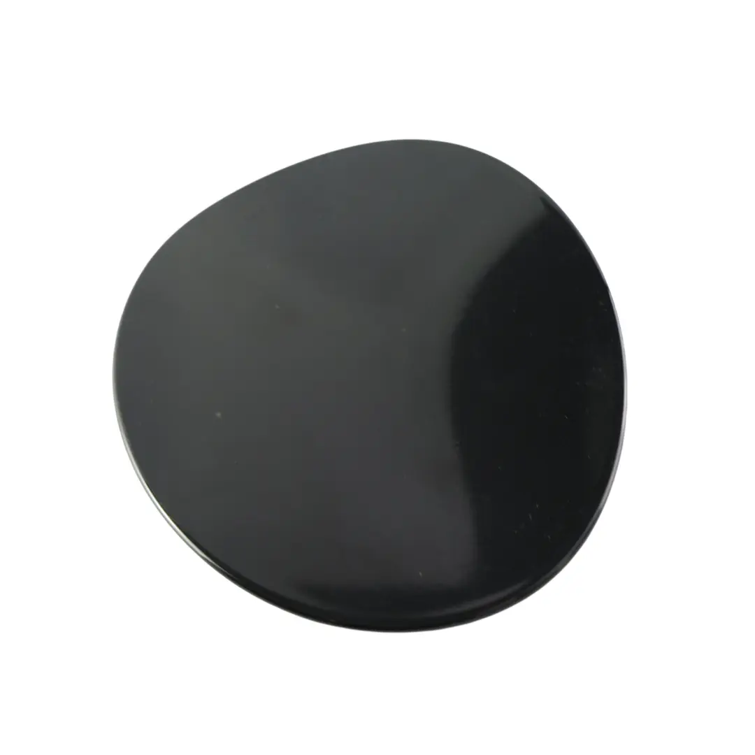 Tankdeckel Santorini Schwarz 820 für Range Rover Evoque L538 mit Teilenummer BJ32-405A26-AA Range Rover Evoque L538 Tankdeckel Santorini Schwarz 820 - SKU BJ32-405A26-AA-SAB - Teilenummer BJ32-405A26-AA