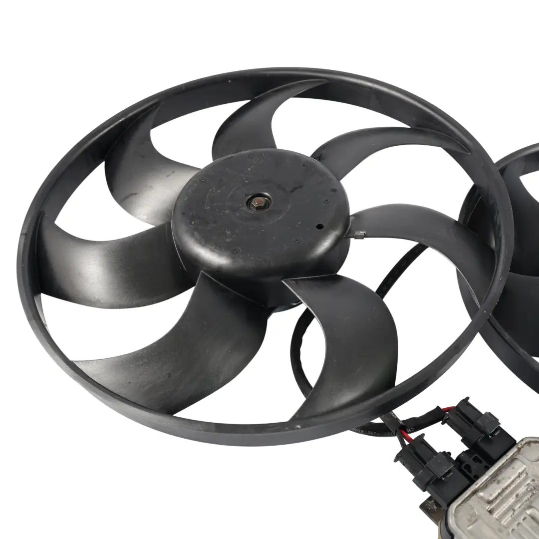 Radiator Fan Shroud Blades 2.2 TDCi to Range Rover Evoque L538 with Part number BJ32-8C607-AC Range Rover Evoque L538 Radiator Fan Shroud Blades 2.2 TDCi - SKU BJ32-8C607-AC-2 - Part number BJ32-8C607-AC