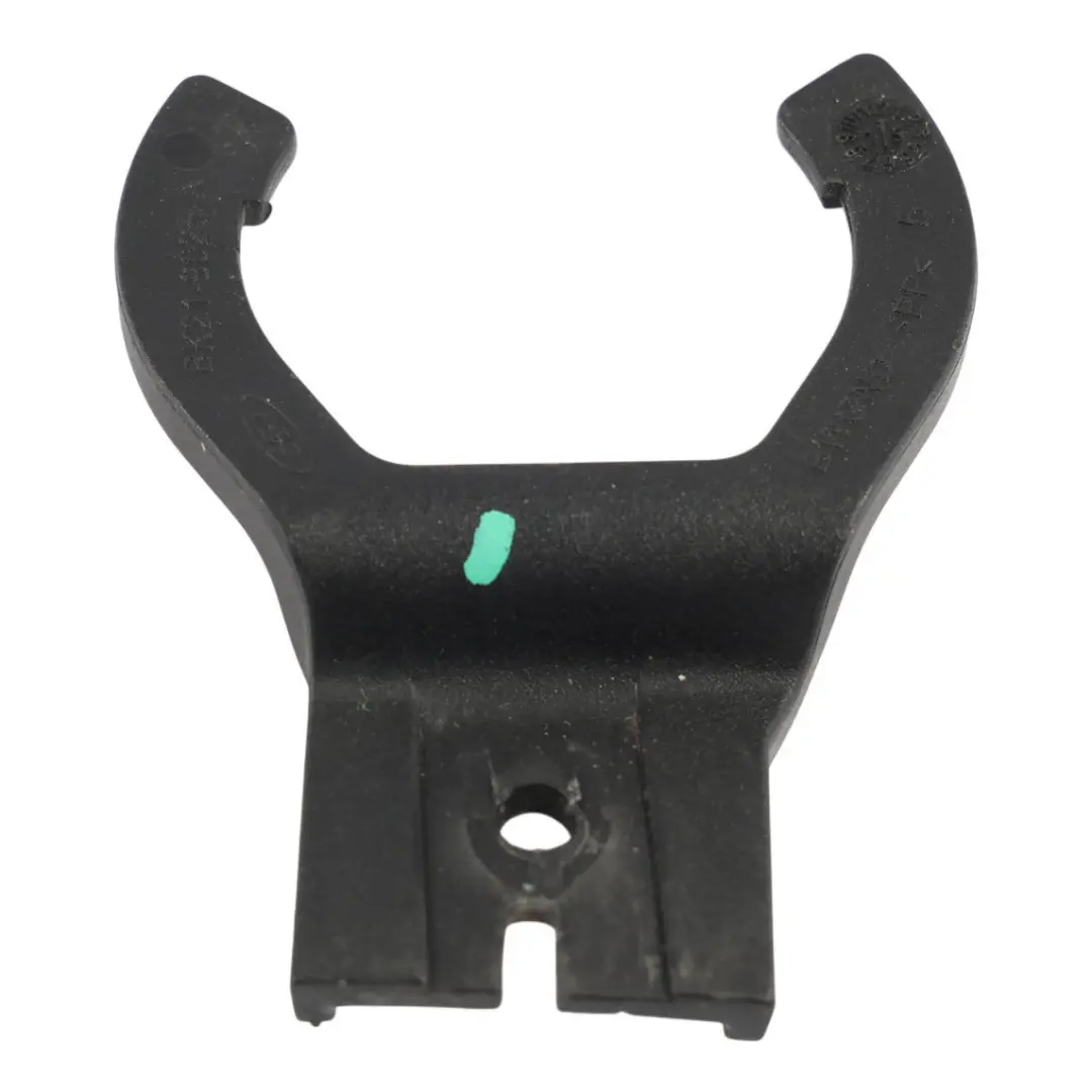 MK8 Scheibenwaschbehälter Rohr Hals Halter Halterung für Ford Transit mit Teilenummer BK21-9025-A Ford Transit MK8 Scheibenwaschbehälter Rohr Hals Halter Halterung - SKU BK21-9025-A - Teilenummer BK21-9025-A