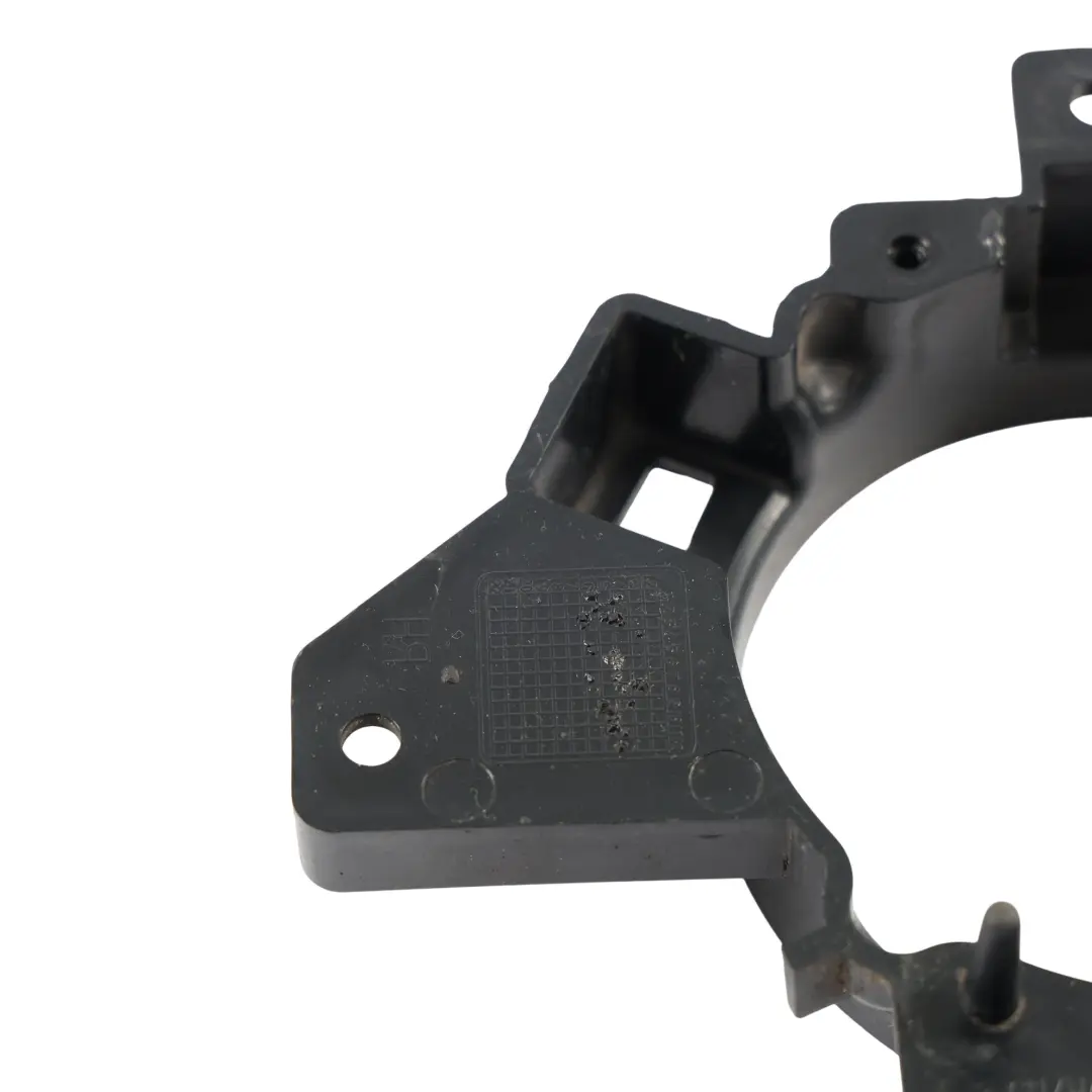 Ford Transit MK8 Support Lampe Antibrouillard Avant Droit - SKU BK31-15T222-AB - Numéro de pièce BK31-15T222-AB