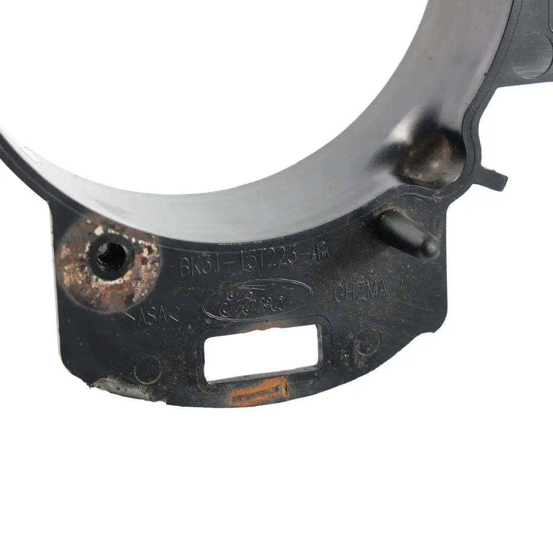 MK8 Support Lampe Antibrouillard Avant Gauche pour Ford Transit à propos du numéro de pièce BK31-15T223-AB Ford Transit MK8 Support Lampe Antibrouillard Avant Gauche - SKU BK31-15T223-AB - Numéro de pièce BK31-15T223-AB