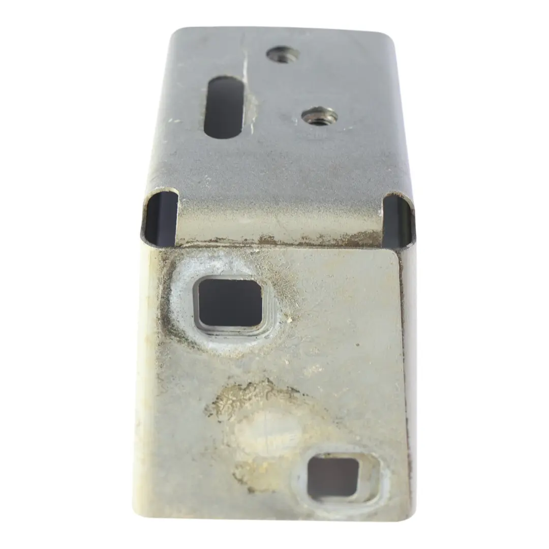 MK8 Soporte Guardabarros Delantero Izquierdo Plata para Ford Transit con número de pieza BK31-16D155-AA Ford Transit MK8 Soporte Guardabarros Delantero Izquierdo Plata - SKU BK31-16D155-AA-MDS - Número de pieza BK31-16D155-AA