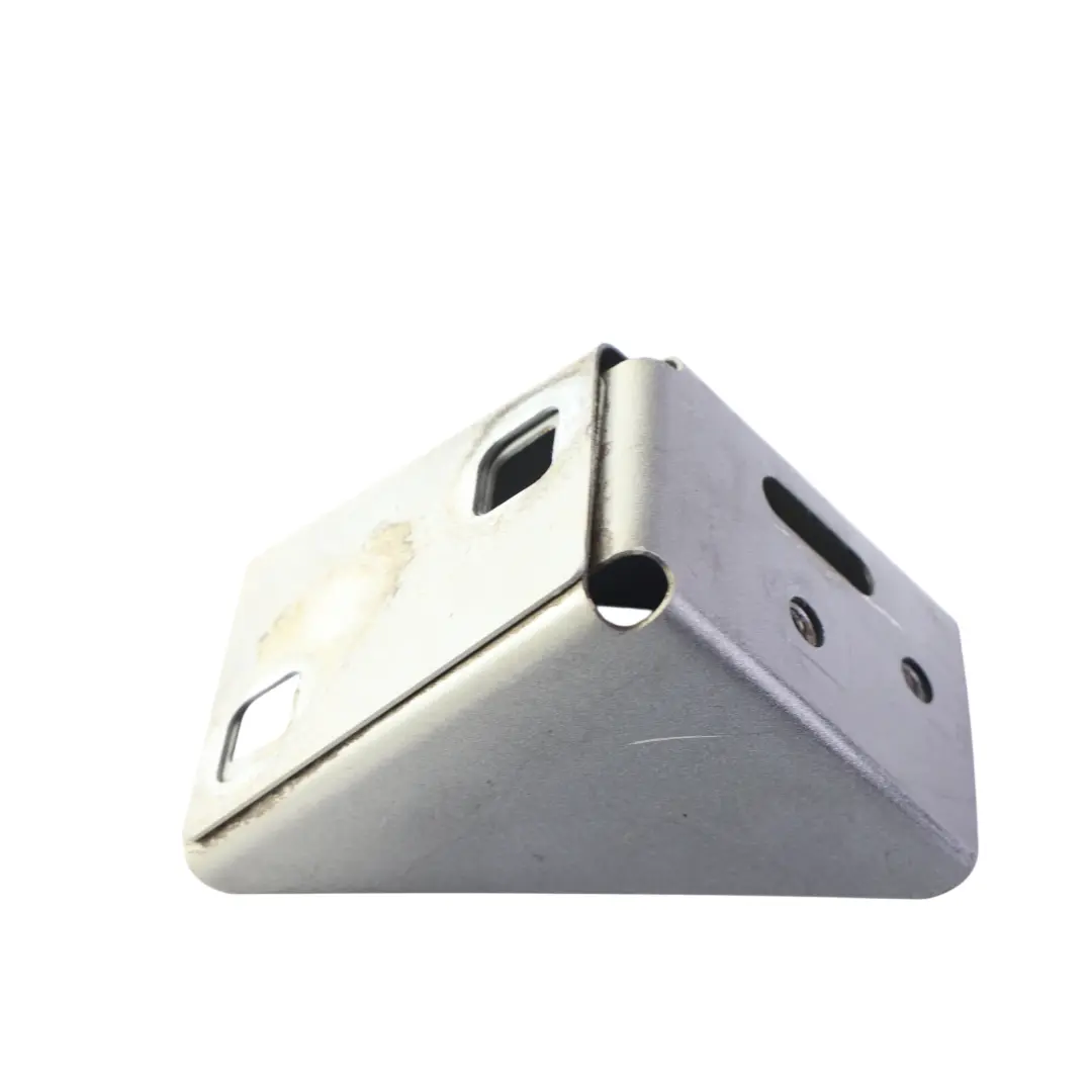 MK8 Soporte Guardabarros Delantero Izquierdo Plata para Ford Transit con número de pieza BK31-16D155-AA Ford Transit MK8 Soporte Guardabarros Delantero Izquierdo Plata - SKU BK31-16D155-AA-MDS - Número de pieza BK31-16D155-AA