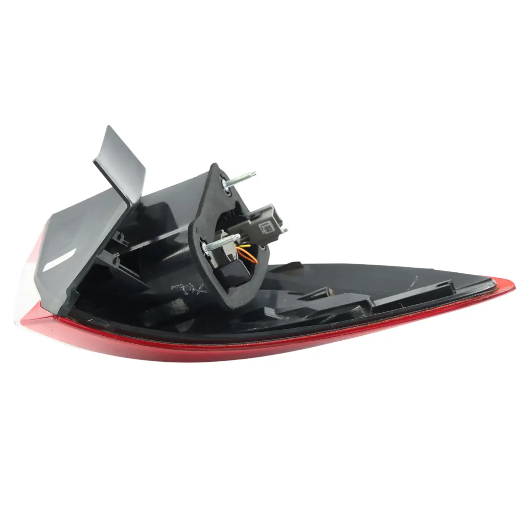 Ford Mondeo MK4 Break Feu Arrière Lampe Extérieur Droit - SKU BS71-13404-B - Numéro de pièce BS71-13404-B