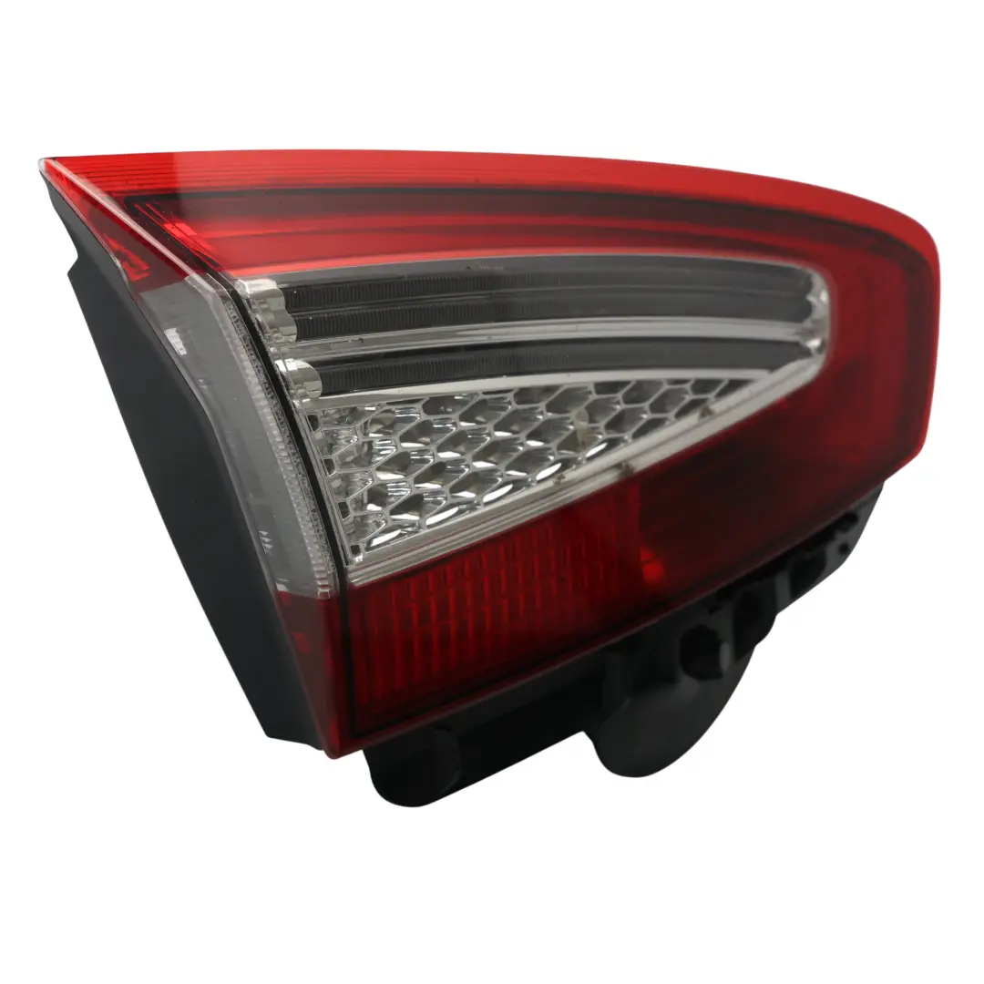 MK4 Feu Arrière Coffre Intérieur Gauche pour Ford Mondeo à propos du numéro de pièce BS71-13A603-BD Ford Mondeo MK4 Feu Arrière Coffre Intérieur Gauche - SKU BS71-13A603-BD - Numéro de pièce BS71-13A603-BD