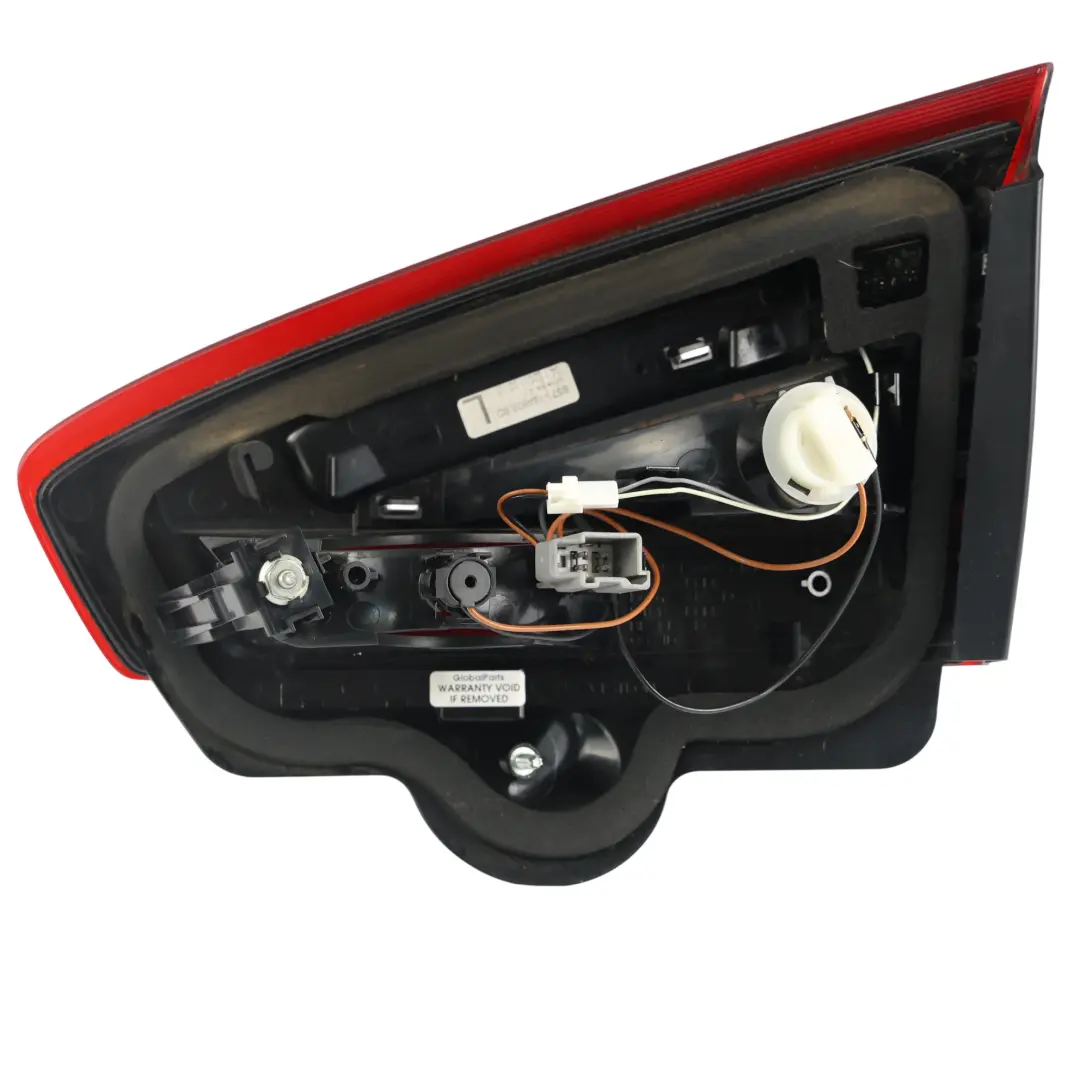 MK4 Feu Arrière Coffre Intérieur Gauche pour Ford Mondeo à propos du numéro de pièce BS71-13A603-BD Ford Mondeo MK4 Feu Arrière Coffre Intérieur Gauche - SKU BS71-13A603-BD - Numéro de pièce BS71-13A603-BD