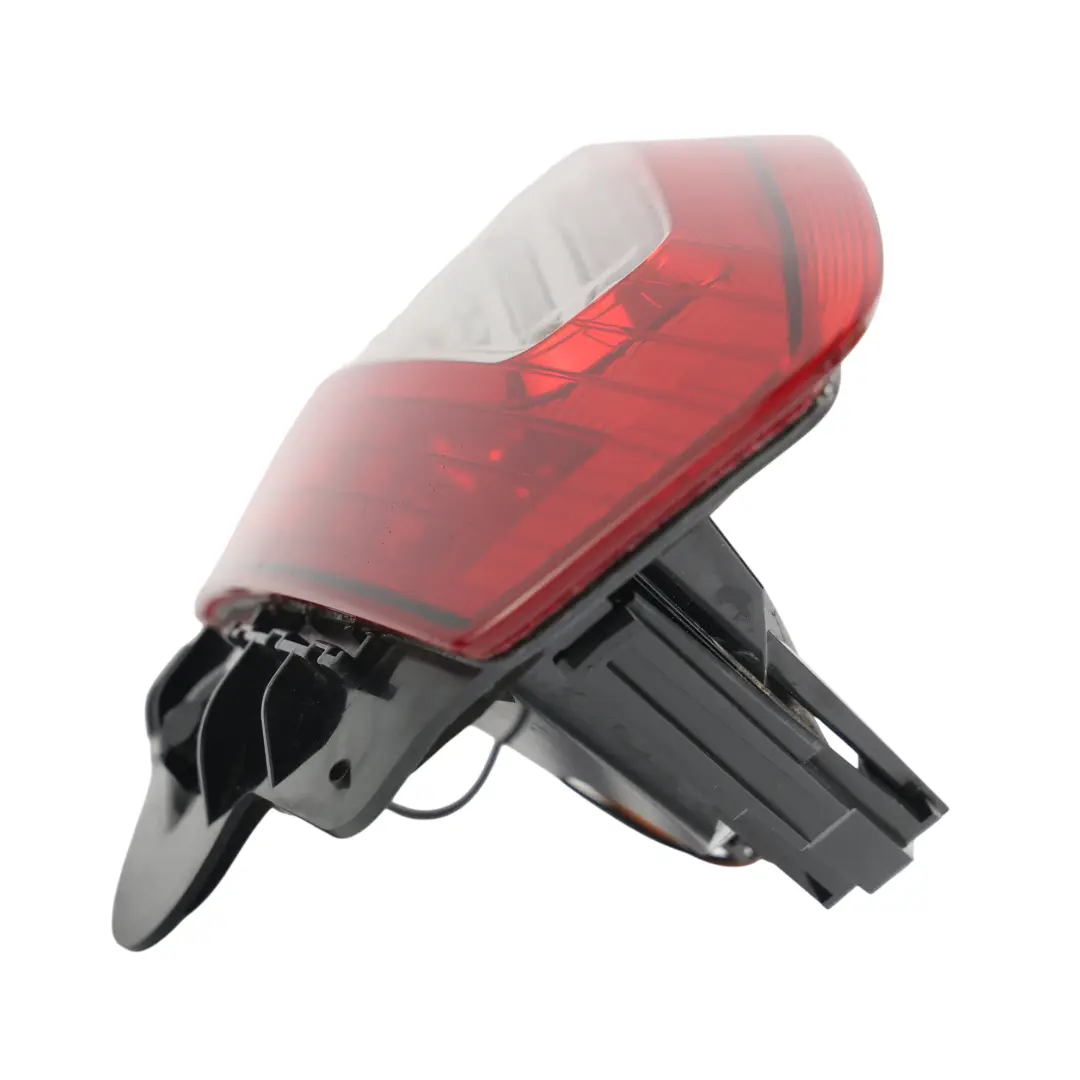 MK4 Luz Trasera Maletero Interior Izquierda para Ford Mondeo con número de pieza BS71-13A603-BD Ford Mondeo MK4 Luz Trasera Maletero Interior Izquierda - SKU BS71-13A603-BD - Número de pieza BS71-13A603-BD