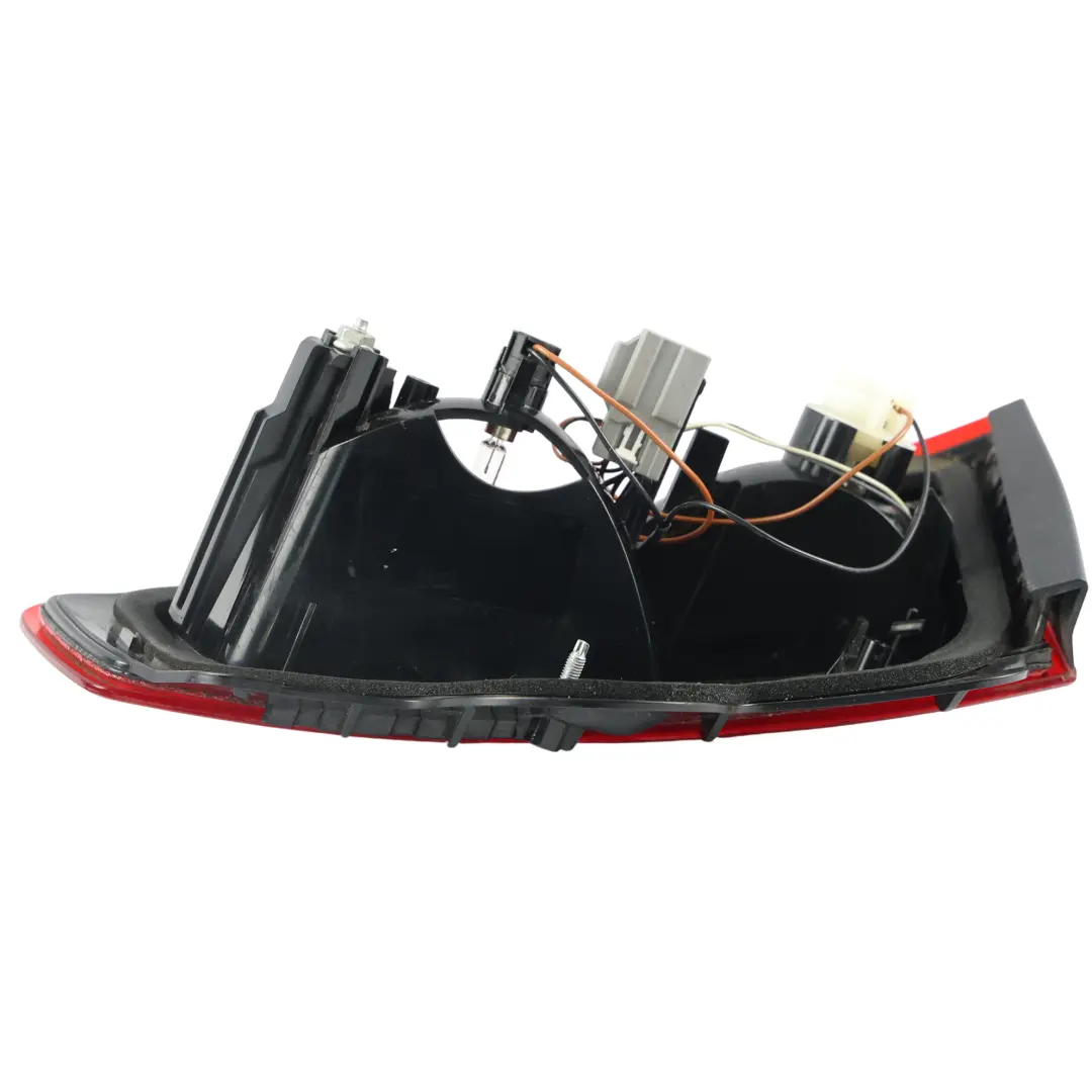 MK4 Luz Trasera Maletero Interior Izquierda para Ford Mondeo con número de pieza BS71-13A603-BD Ford Mondeo MK4 Luz Trasera Maletero Interior Izquierda - SKU BS71-13A603-BD - Número de pieza BS71-13A603-BD