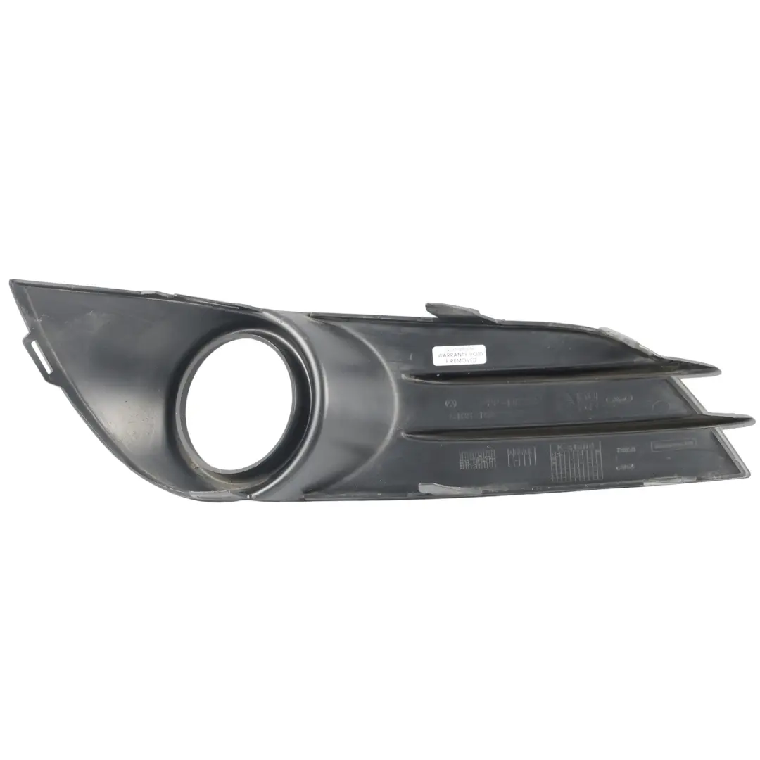 Kratka Zderzaka Mgły Przednia Prawa Czarna do Ford Fiesta Mk7 o numerze C1BB-15A222-E Ford Fiesta Mk7 Kratka Zderzaka Mgły Przednia Prawa Czarna - SKU C1BB-15A222-E - Numer Części C1BB-15A222-E
