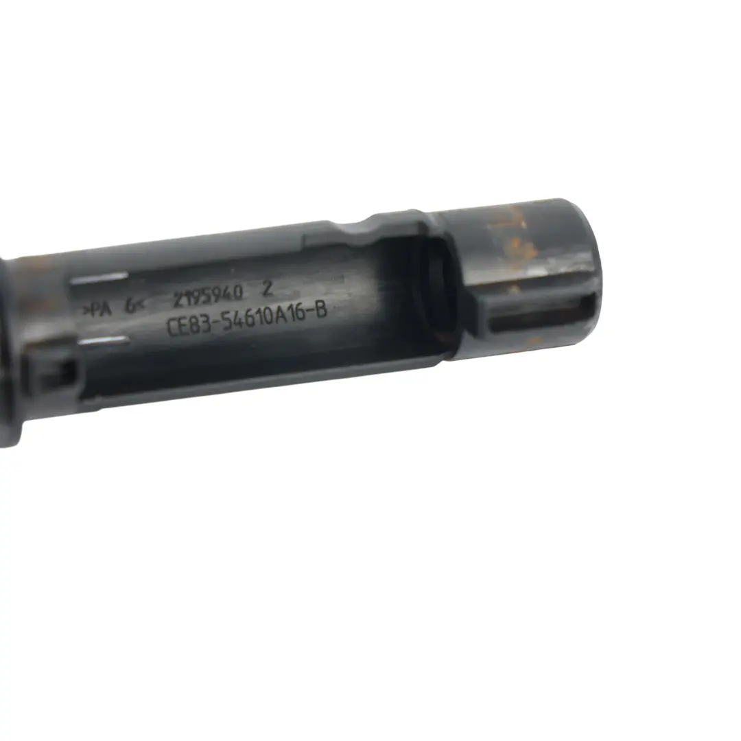 Ford Ranger MK6 Manchon Guide Appui-Tête Siège Noir - SKU CE83-54610A16-B - Numéro de pièce CE83-54610A16-B