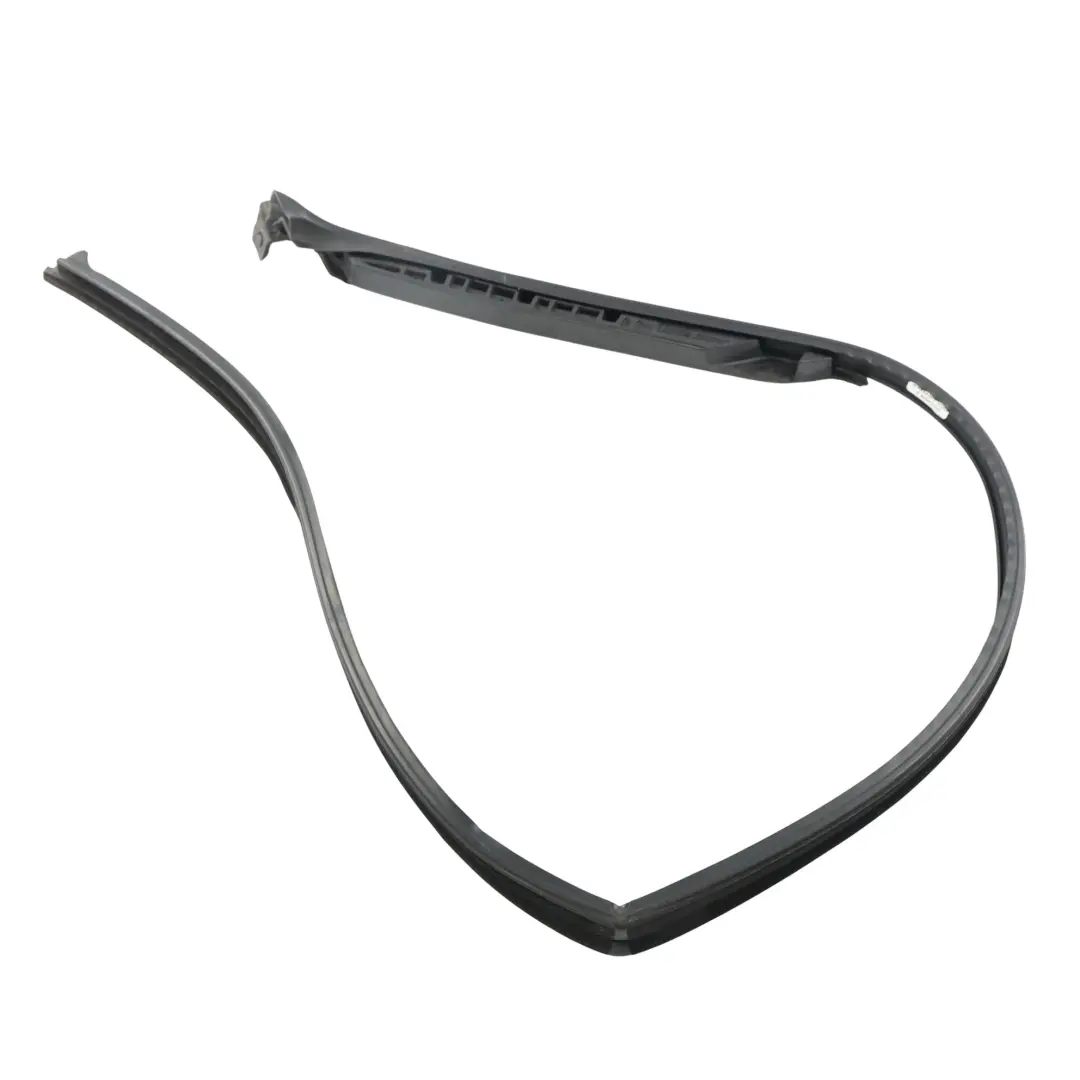 Joint Caoutchouc Porte Avant Supérieur Droit pour Range Rover L322 à propos du numéro de pièce CFE000146 Range Rover L322 Joint Caoutchouc Porte Avant Supérieur Droit - SKU CFE000146 - Numéro de pièce CFE000146