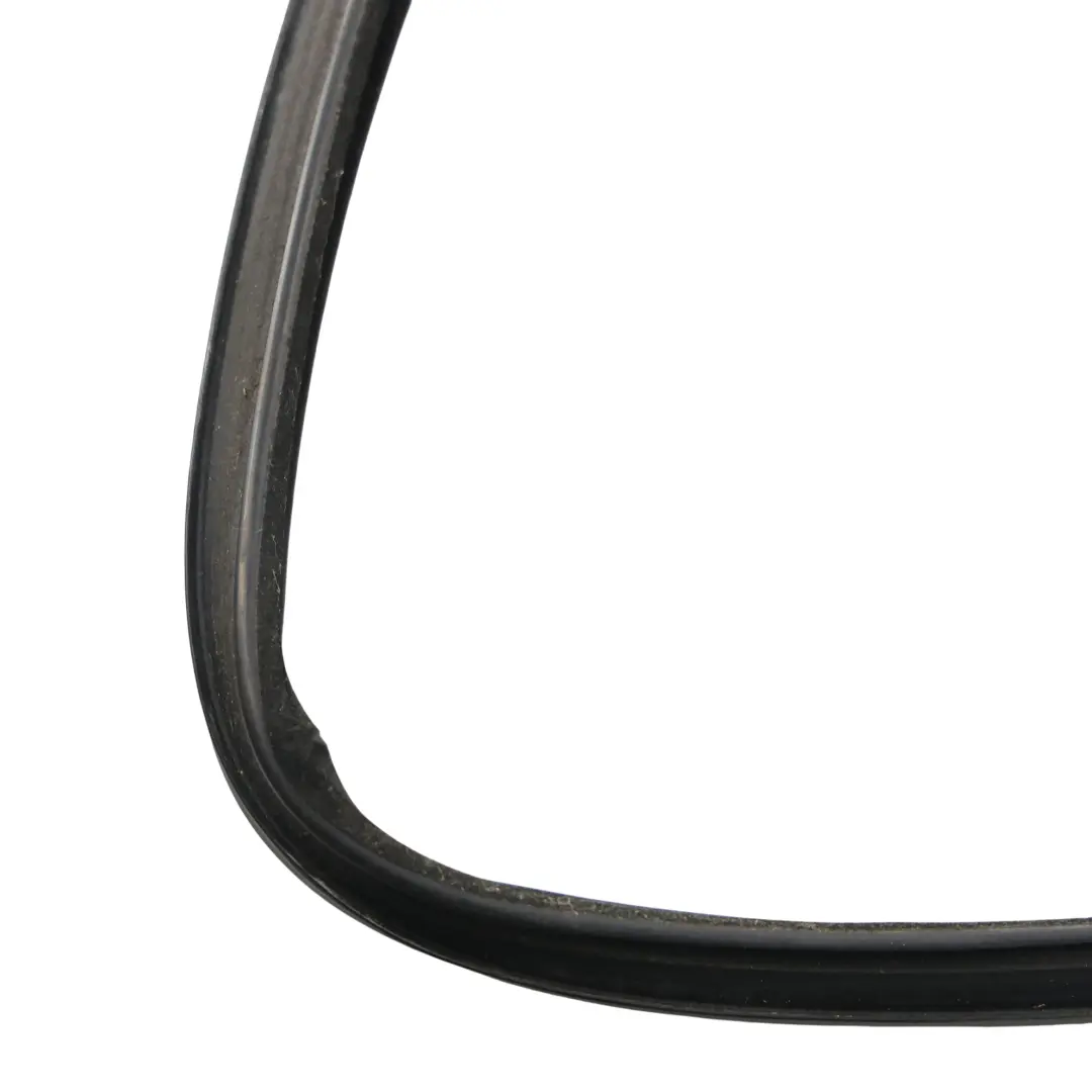 Land Rover Discovery 3 L319 Door Glass Run Seal Rubber Front Right O/S - SKU CFE000482 - Part number CFE000482