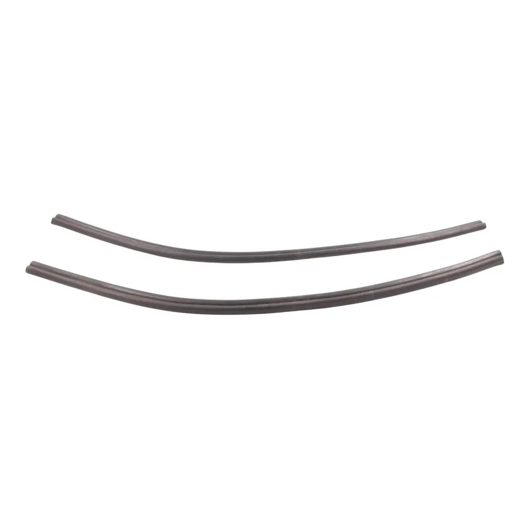 Hood Bonnet Side Seal Left Right N/O/S Set to Land Rover Discovery 2 L318 with Part number CJE100820 Land Rover Discovery 2 L318 Hood Bonnet Side Seal Left Right N/O/S Set - SKU CJE100820 - Part number CJE100820