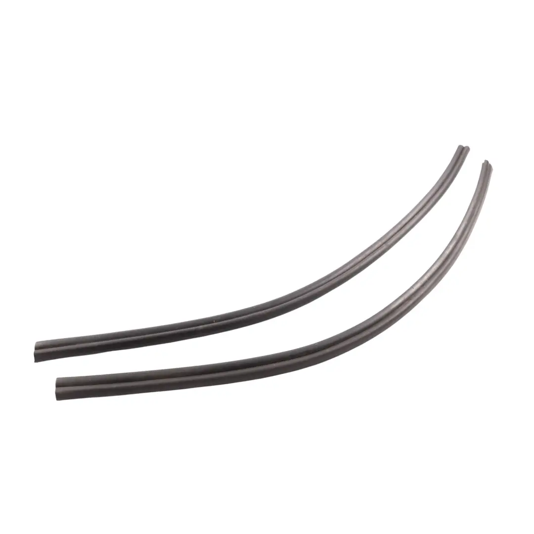 Hood Bonnet Side Seal Left Right N/O/S Set to Land Rover Discovery 2 L318 with Part number CJE100820 Land Rover Discovery 2 L318 Hood Bonnet Side Seal Left Right N/O/S Set - SKU CJE100820 - Part number CJE100820