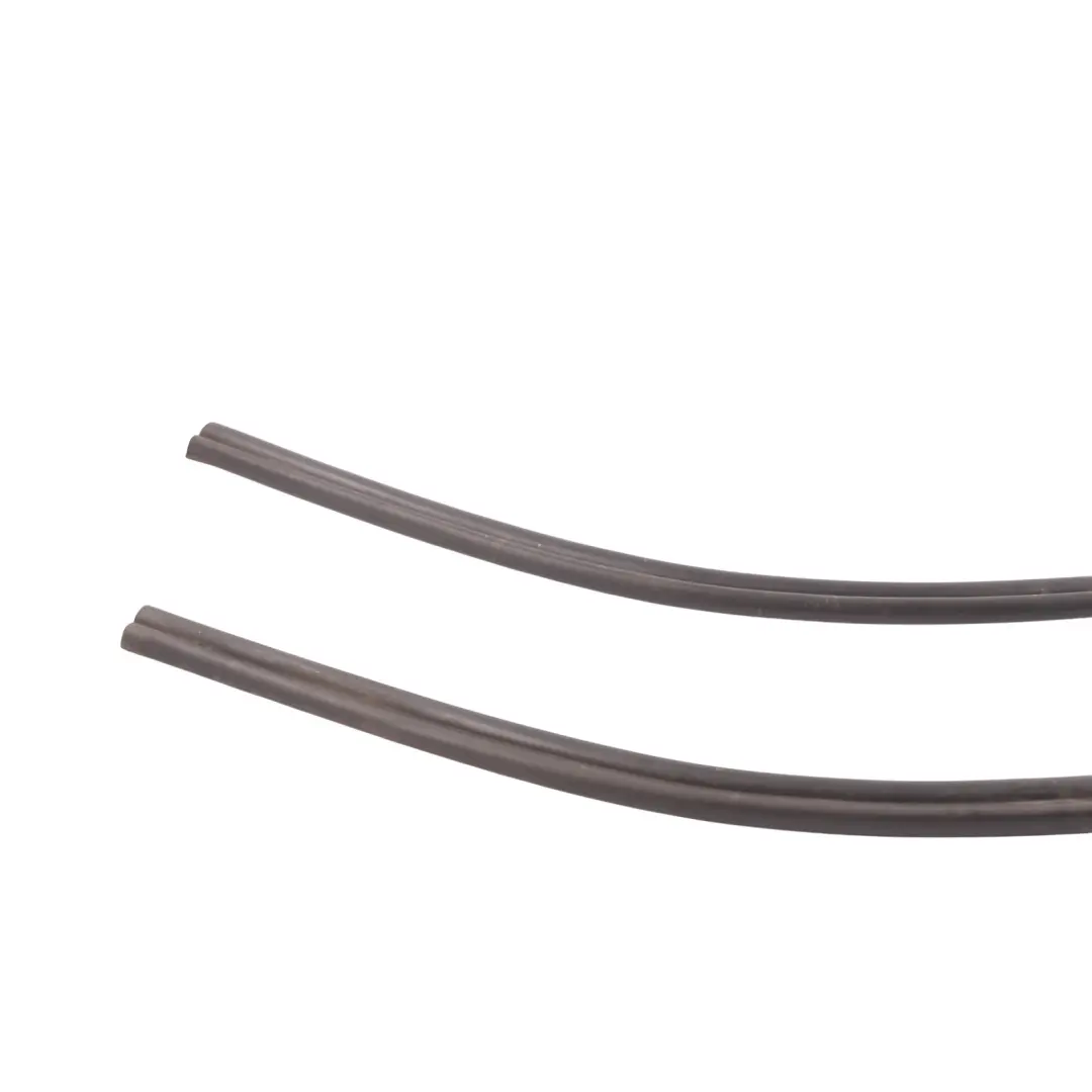 Hood Bonnet Side Seal Left Right N/O/S Set to Land Rover Discovery 2 L318 with Part number CJE100820 Land Rover Discovery 2 L318 Hood Bonnet Side Seal Left Right N/O/S Set - SKU CJE100820 - Part number CJE100820