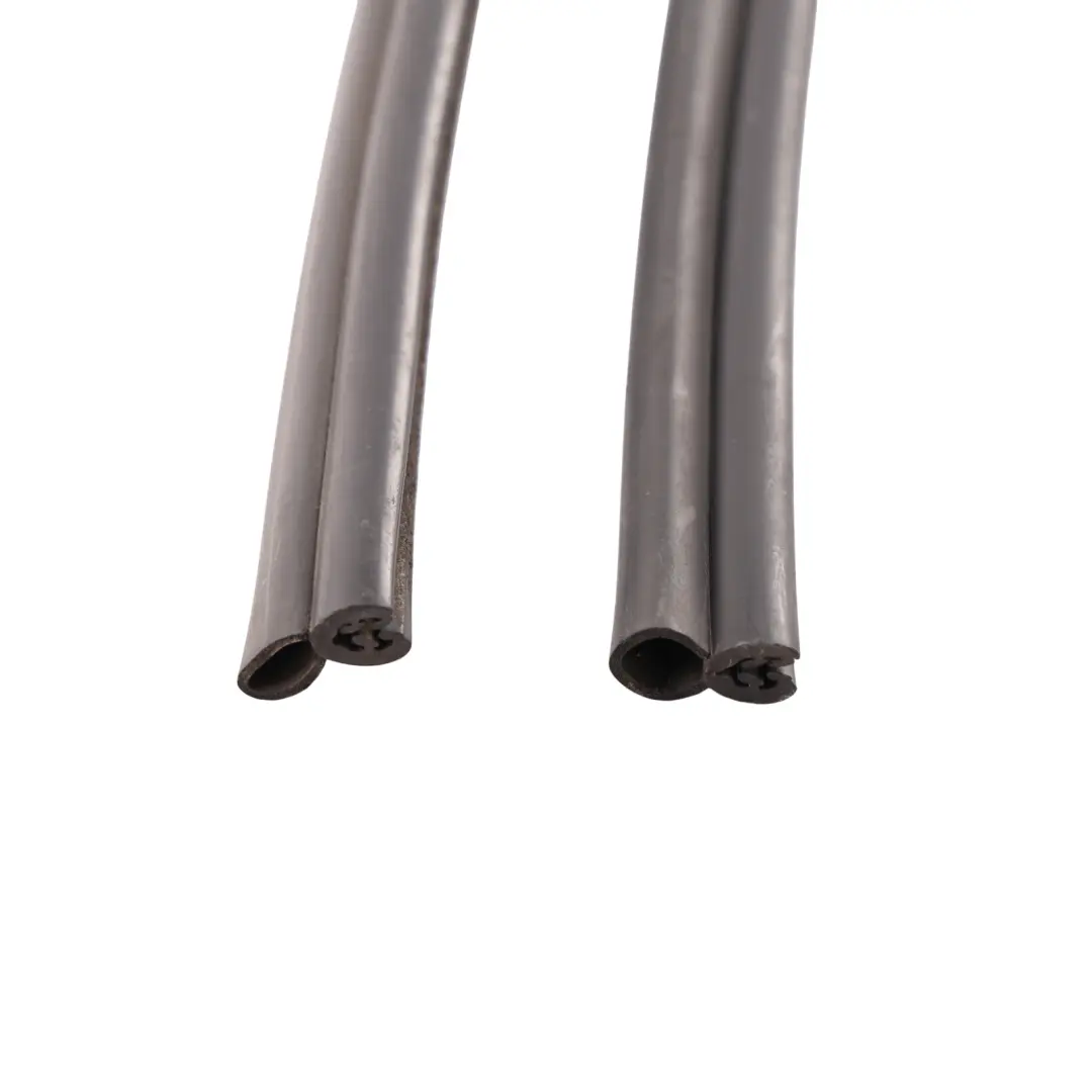 Hood Bonnet Side Seal Left Right N/O/S Set to Land Rover Discovery 2 L318 with Part number CJE100820 Land Rover Discovery 2 L318 Hood Bonnet Side Seal Left Right N/O/S Set - SKU CJE100820 - Part number CJE100820