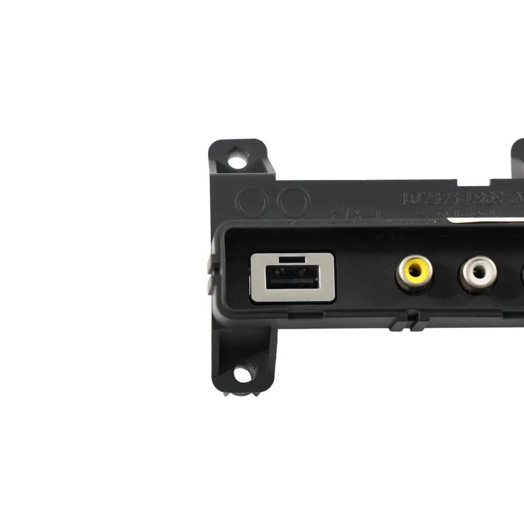 Panel Gniazda USB Tylnej Szyby do Range Rover Vogue L405 o numerze CK52-19C166-AA Range Rover Vogue L405 Panel Gniazda USB Tylnej Szyby - SKU CK52-19C166-AA - Numer Części CK52-19C166-AA