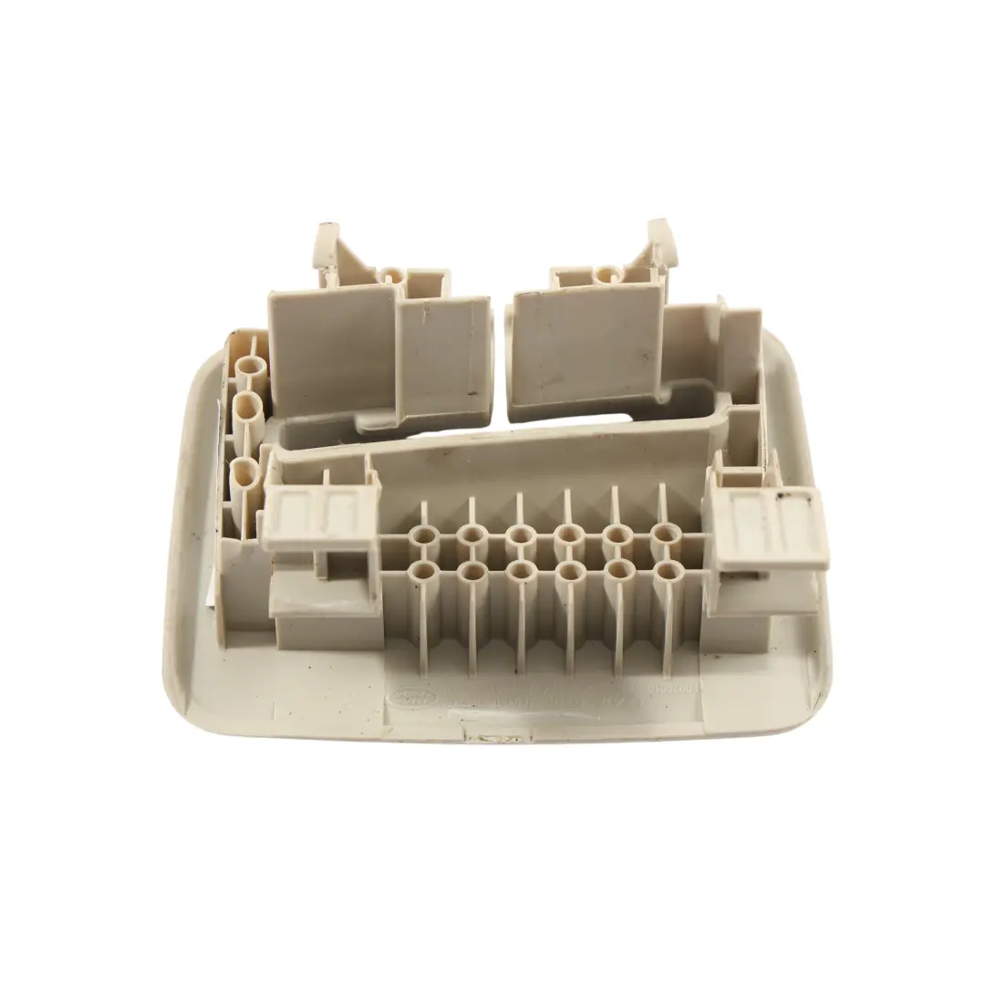 Land Rover Range Rover L405 Copricintura Post Nero - SKU CK52-613D10-AAW - Numero di parte CK52-613D10-AAW