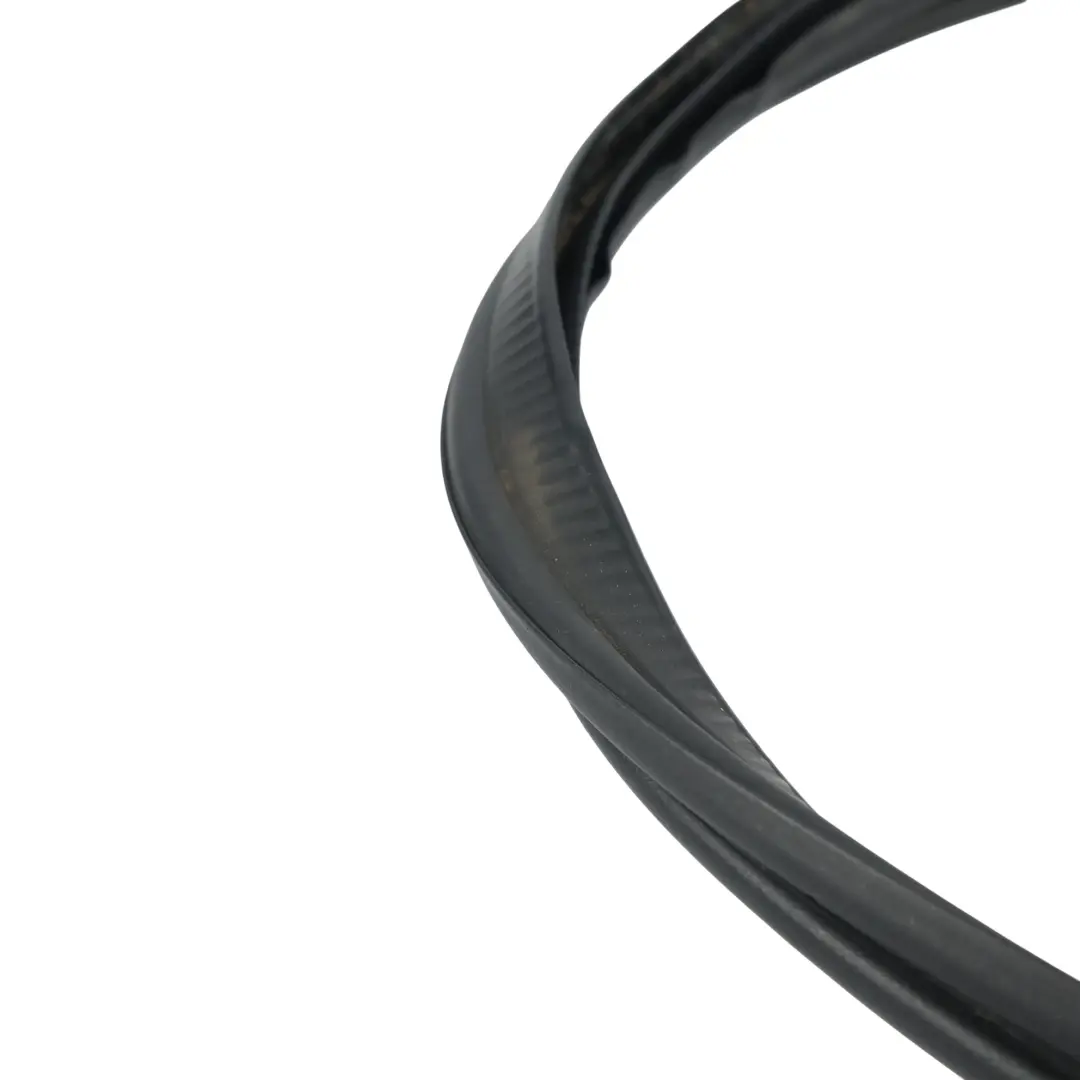 Range Rover Sport L320 Rear Tailgate Boot Lid Seal Gasket Rubber 5H32-40370-AA - SKU CKE500021 - Part number CKE500021
