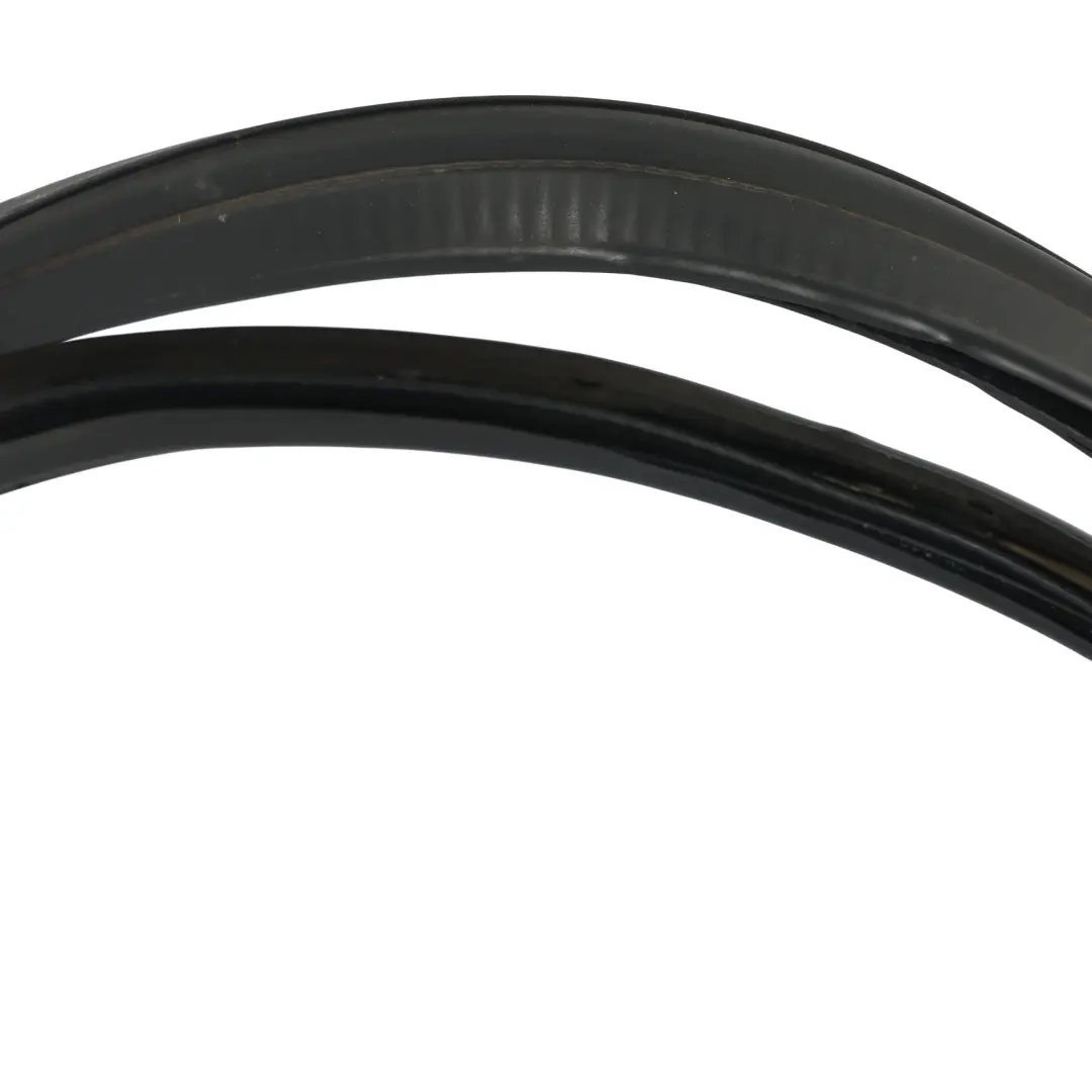 Junta Goma Sello Portón Trasero 5H32-40370-AA para Range Rover Sport L320 con número de pieza CKE500021 Range Rover Sport L320 Junta Goma Sello Portón Trasero 5H32-40370-AA - SKU CKE500021 - Número de pieza CKE500021