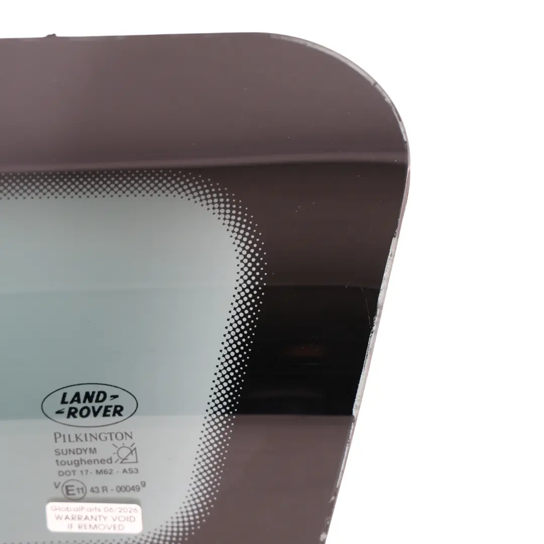 Light Sundym Roof Glass Right O/S Toughened to Land Rover Discovery 2 L318 Alpine with Part number CPB000080 Land Rover Discovery 2 L318 Alpine Light Sundym Roof Glass Right O/S Toughened - SKU CPB000080 - Part number CPB000080