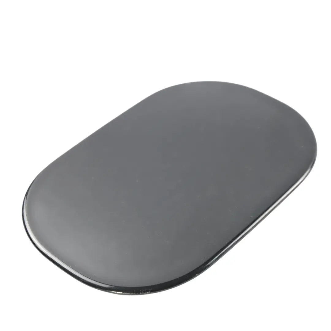 Range Rover L405 Trappe Réservoir Carburant Noir Santorini 820 CPLA405A26A - SKU CPLA-405A26-A-SAB - Numéro de pièce CPLA-405A26-A