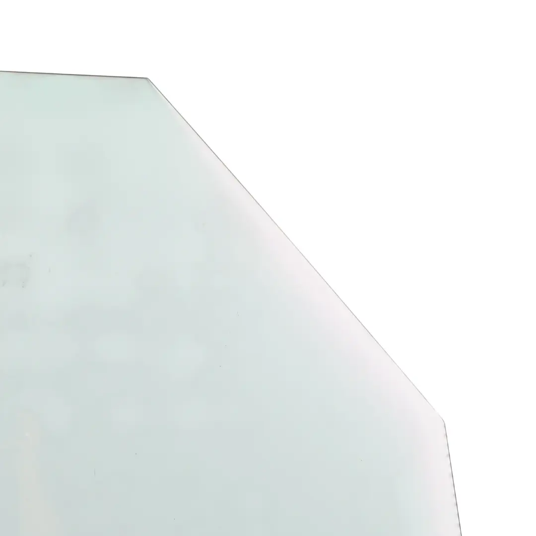 Front Door Glass Window Green Right O/S to Land Rover Discovery 2 L318 with Part number CUB102700 Land Rover Discovery 2 L318 Front Door Glass Window Green Right O/S - SKU CUB102700 - Part number CUB102700