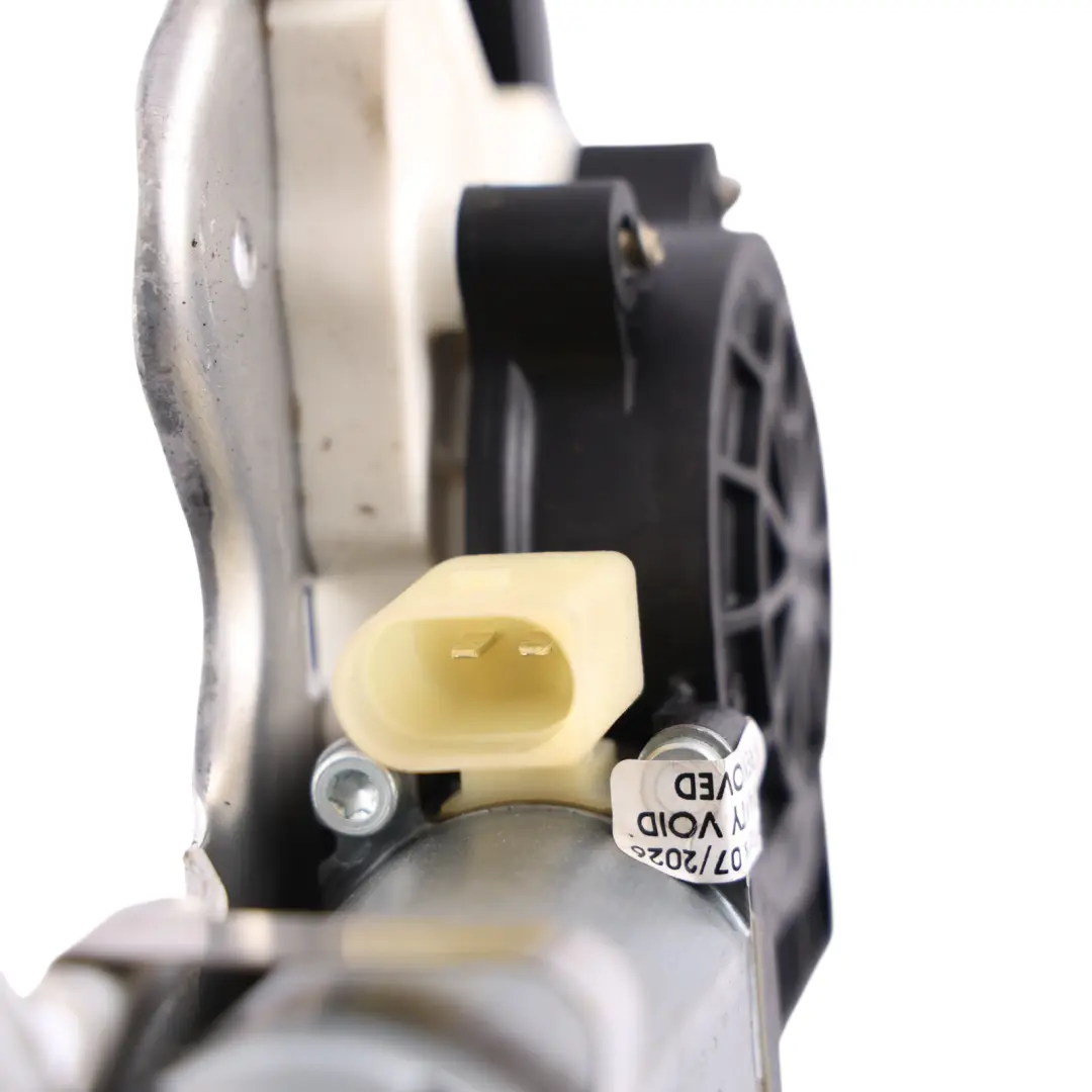 Front Window Regulator Lifter Motor Unit Left N/S to Range Rover L322 with Part number CUH000192 Range Rover L322 Front Window Regulator Lifter Motor Unit Left N/S - SKU CUH000192 - Part number CUH000192