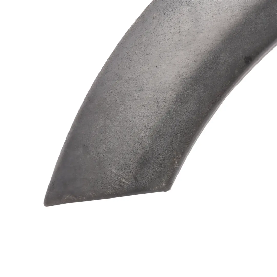 Arch Trim Cover Front Left N/S 1H2Z-3F690-AA to Land Rover Discovery 2 L318 Wheel with Part number DFJ100450 Land Rover Discovery 2 L318 Wheel Arch Trim Cover Front Left N/S 1H2Z-3F690-AA - SKU DFJ100450 - Part number DFJ100450