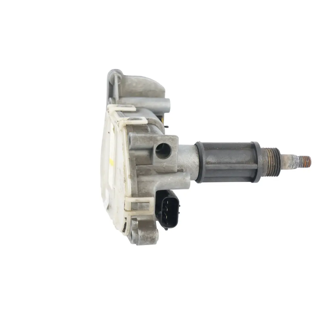 Wiper Motor Actuator to Land Rover Discovery 2 L318 Rear with Part number DLB101640 Land Rover Discovery 2 L318 Rear Wiper Motor Actuator - SKU DLB101640 - Part number DLB101640