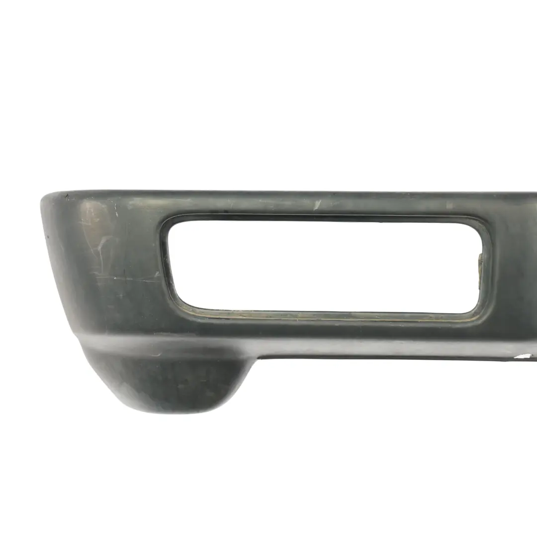 Land Rover Discovery 2 L318 Panel Moldura Parachoques Trasero - SKU DQB102180 - Número de pieza DQB102180