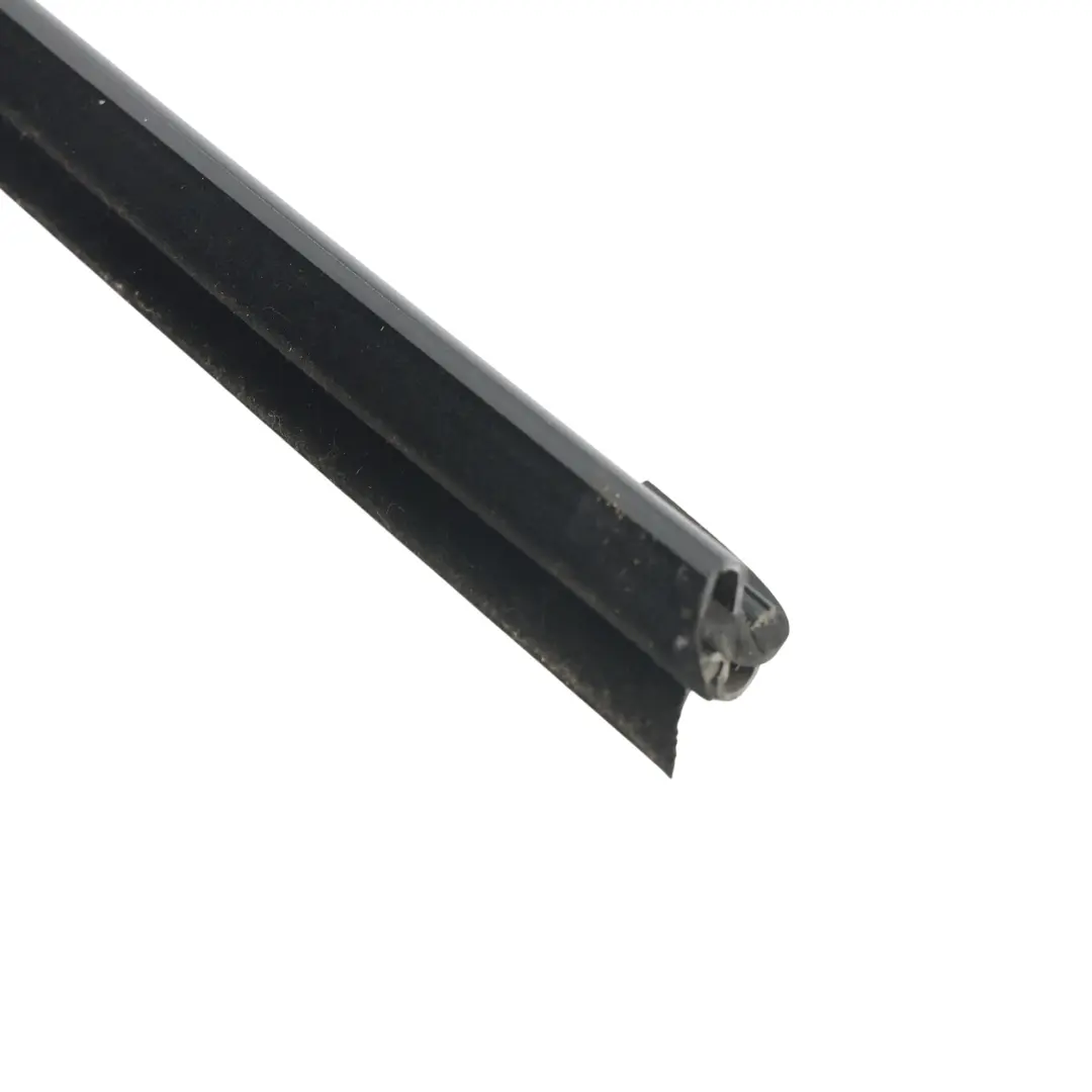 Mk2 Door Belt Weatherstrip Front Right O/S to Ford Transit Connect with Part number DT11-V20570-AC Ford Transit Connect Mk2 Door Belt Weatherstrip Front Right O/S - SKU DT11-V20570-AC - Part number DT11-V20570-AC