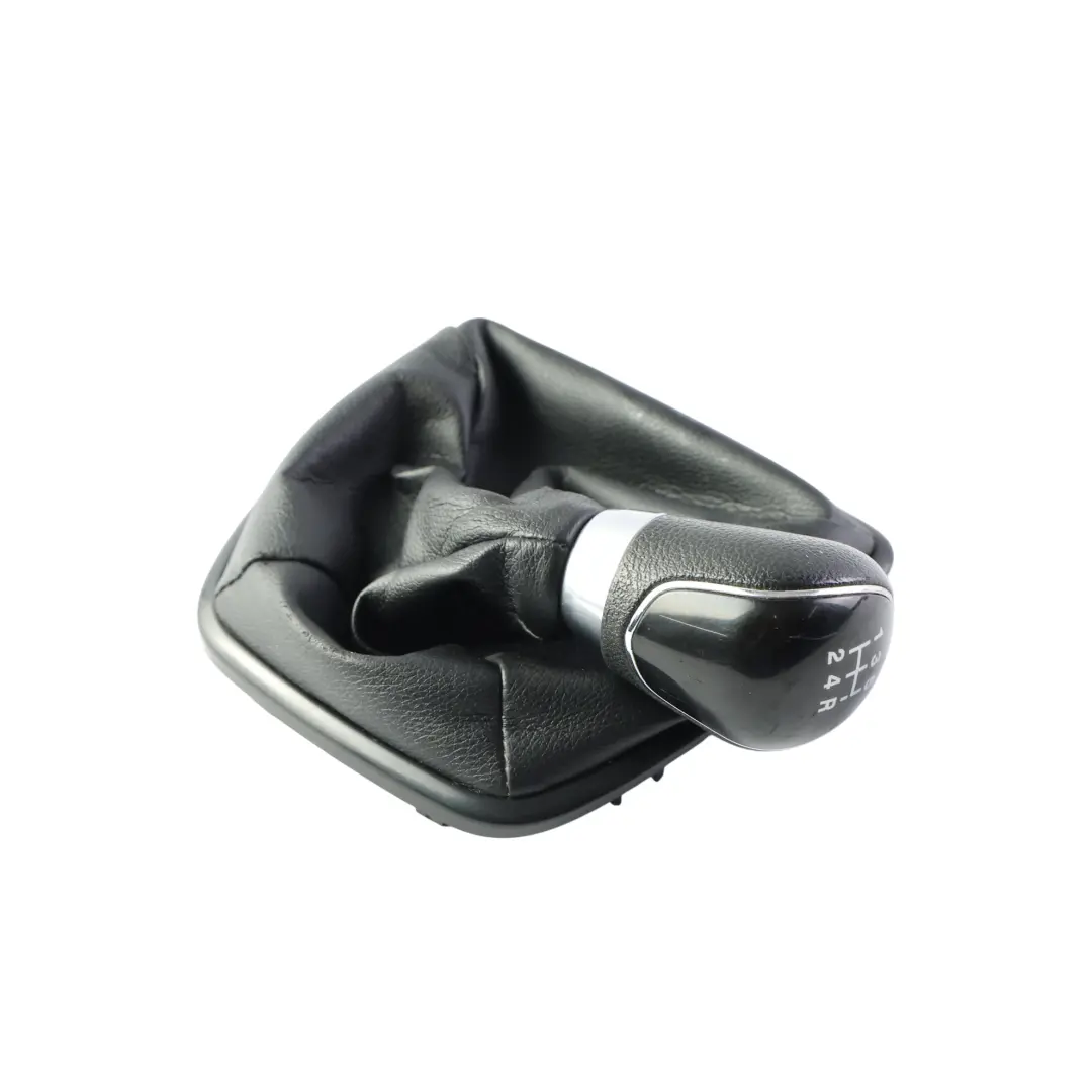 Pomello Cuffia Leva Cambio Manuale 5 Marce per Ford Transit Connect con numero di parte DT11-V045B79-AFW Ford Transit Connect Pomello Cuffia Leva Cambio Manuale 5 Marce - SKU DT11-V045B79-AFW - Numero di parte DT11-V045B79-AFW
