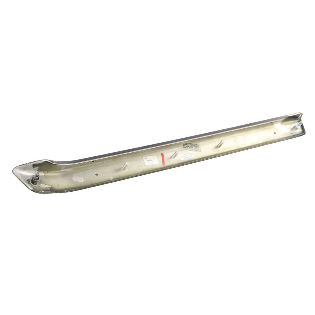 Moldura Puerta Delantera Negra Derecha para Range Rover L322 con número de pieza EJU000022 Range Rover L322 Moldura Puerta Delantera Negra Derecha - SKU EJU000022 - Número de pieza EJU000022