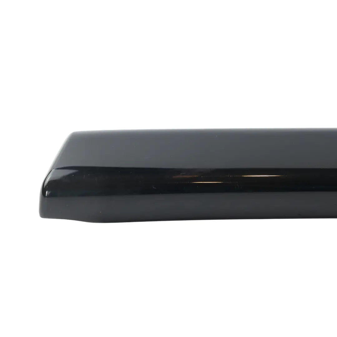 Panneau Garniture Porte Arrière Gauche Noir Grand pour Range Rover L322 à propos du numéro de pièce ELU000052PBD Range Rover L322 Panneau Garniture Porte Arrière Gauche Noir Grand - SKU ELU000052PBD - Numéro de pièce ELU000052PBD