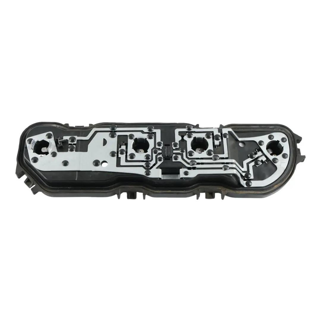 Ford Transit Courier Rücklicht Lampe Halterung Links - SKU ET76-13N005-AA - Teilenummer ET76-13N005-AA