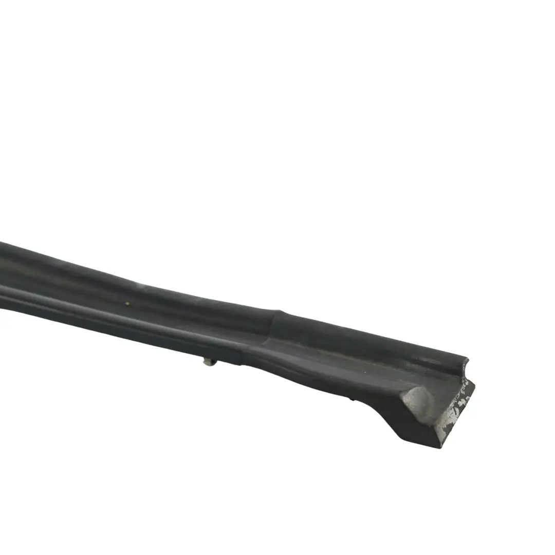 Ford Transit Courier Guarnizione Gomma Porta Inferiore Sinistra - SKU ET76-A253A45-BD - Numero di parte ET76-A253A45-BD