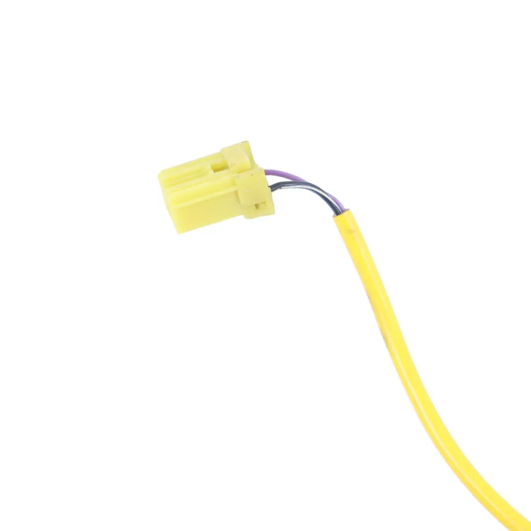 Front Seat Belt Pretensioner Right O/S to Land Rover Discovery 2 L318 with Part number EVB104960 Land Rover Discovery 2 L318 Front Seat Belt Pretensioner Right O/S - SKU EVB104960 - Part number EVB104960