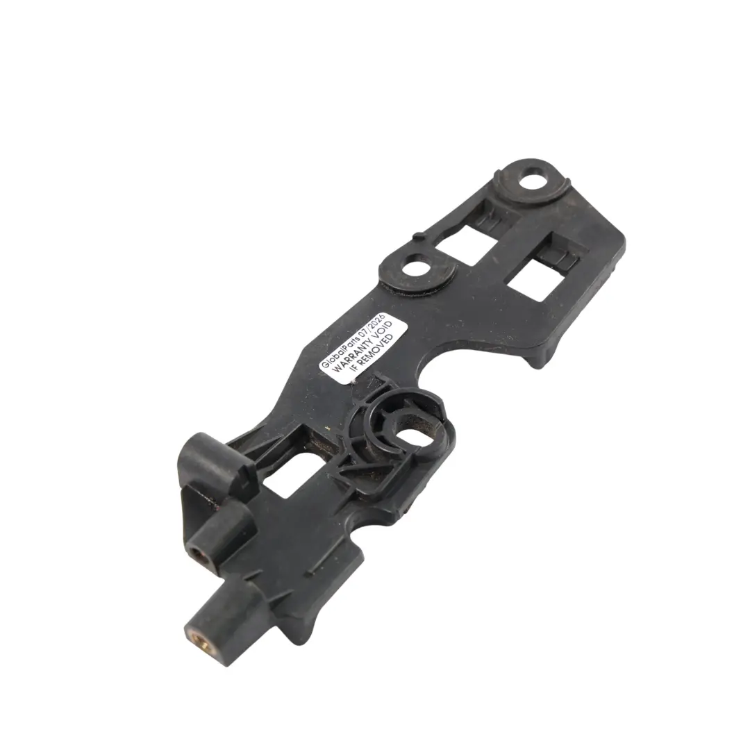 Staffa Supporto Parafango Destro per Land Rover Discovery L550 con numero di parte FK72-16A128-AE Land Rover Discovery L550 Staffa Supporto Parafango Destro - SKU FK72-16A128-AE - Numero di parte FK72-16A128-AE