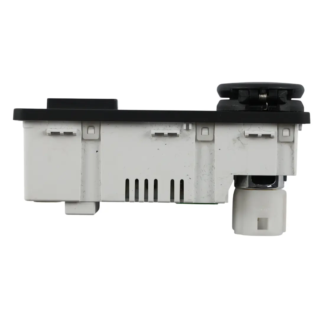 Multimedia USB SD Card Port Socket to Land Rover Evoque L538 with Part number FK72-19C166-BD Land Rover Evoque L538 Multimedia USB SD Card Port Socket - SKU FK72-19C166-BD-1 - Part number FK72-19C166-BD