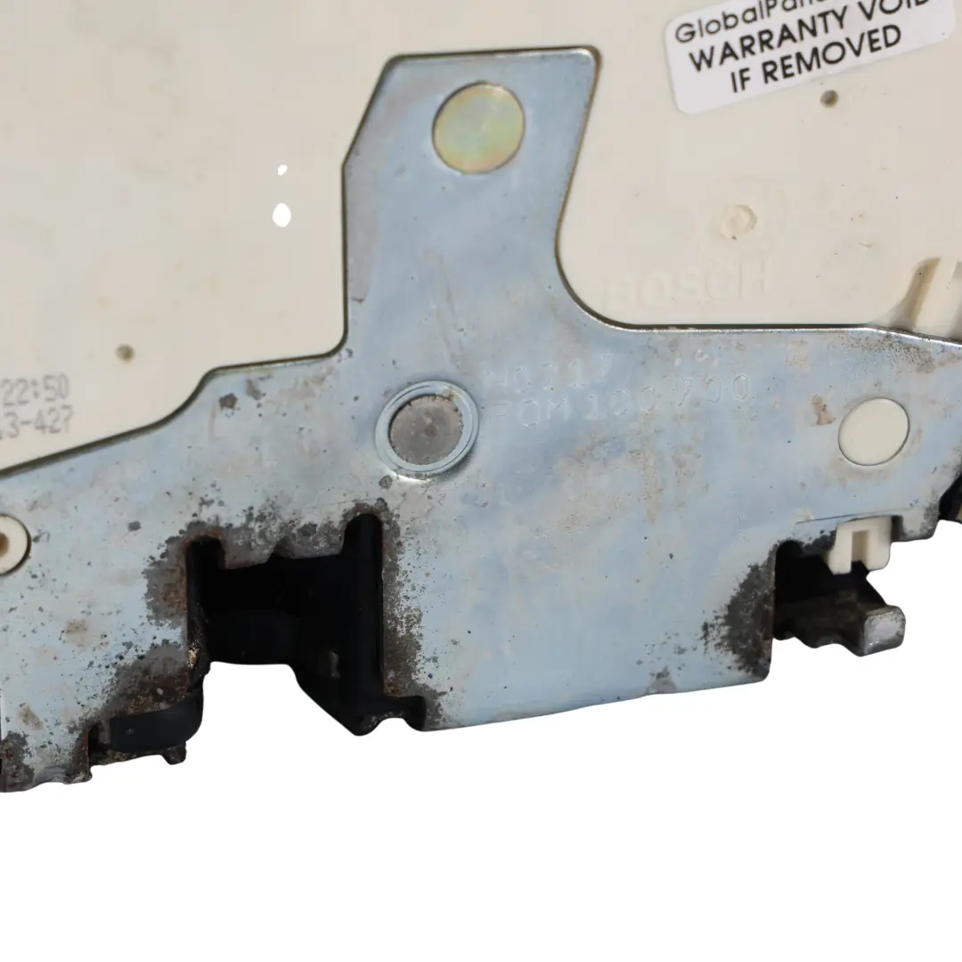 Land Rover Discovery 2 L318 Actuador Cerradura Puerta Trasera Derecha - SKU FQM100700 - Número de pieza FQM100700