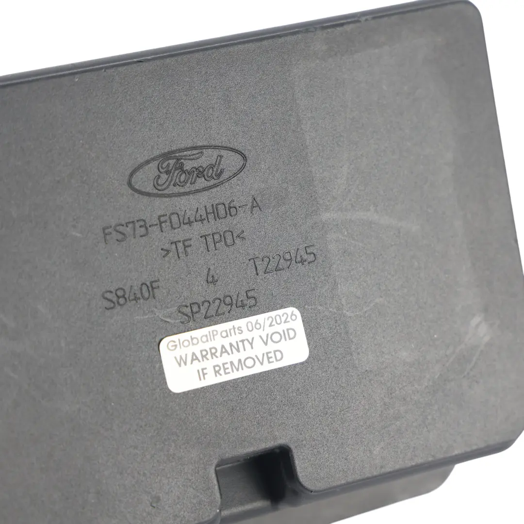 Ford Mondeo MK5 Accoudoir Rangement Plateau Insert Garniture - SKU FS73-F044H06-A - Numéro de pièce FS73-F044H06-A