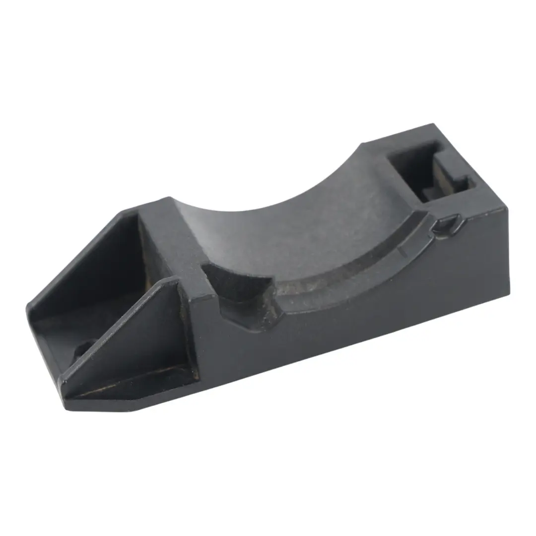 Land Rover Range Rover Evoque L551 Support Fixation Pompe à Eau - SKU GJ32-8B553-AC - Numéro de pièce GJ32-8B553-AC