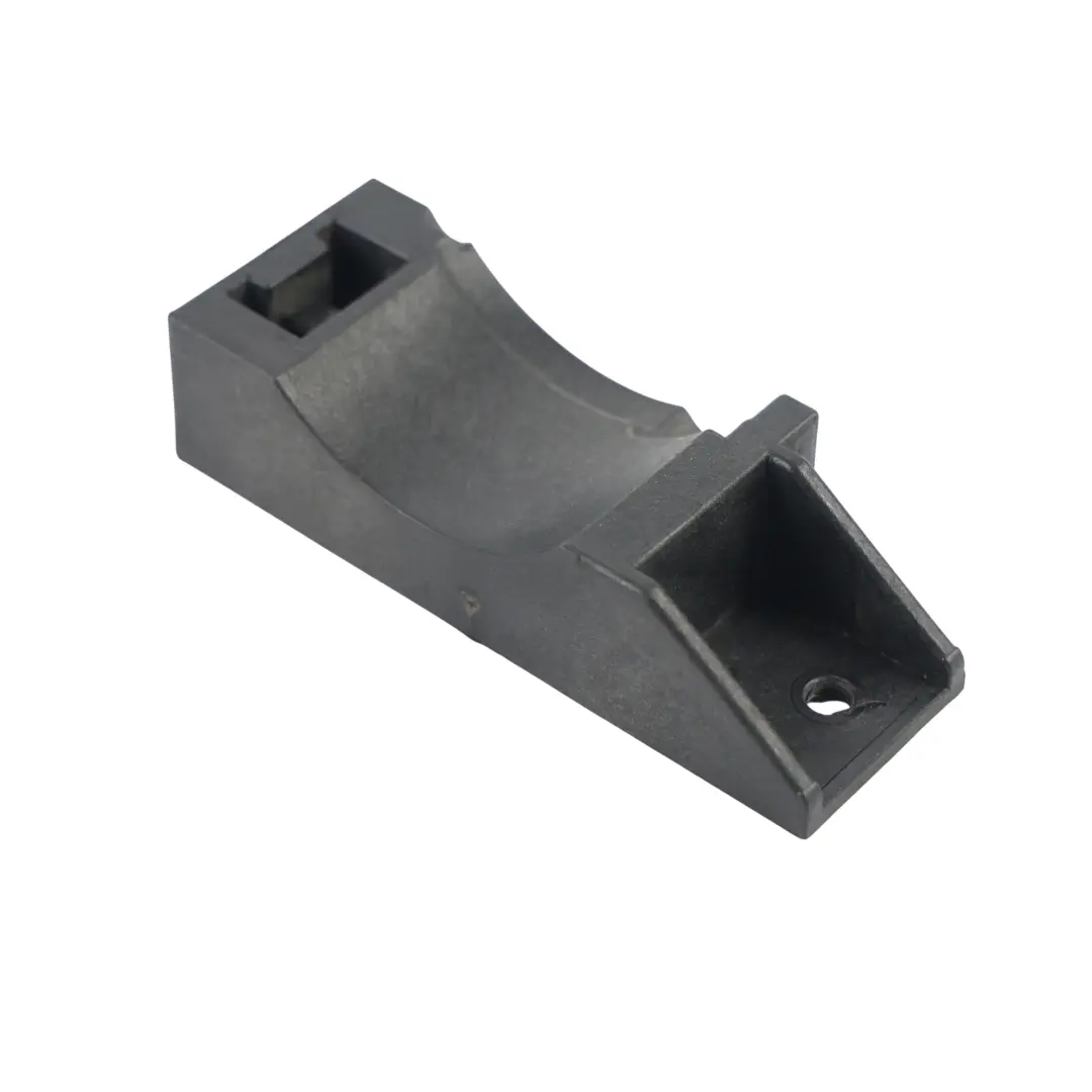 Soporte Bomba Agua para Land Rover Range Rover Evoque L551 con número de pieza GJ32-8B553-AC Land Rover Range Rover Evoque L551 Soporte Bomba Agua - SKU GJ32-8B553-AC - Número de pieza GJ32-8B553-AC