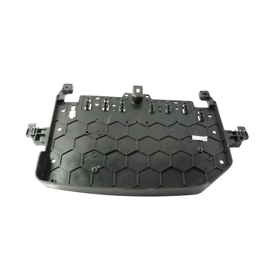 Range Rover Velar L560 Panel Cubierta Asiento Plástico Negro - SKU GX63-60084-BB - Número de pieza GX63-60084-BB