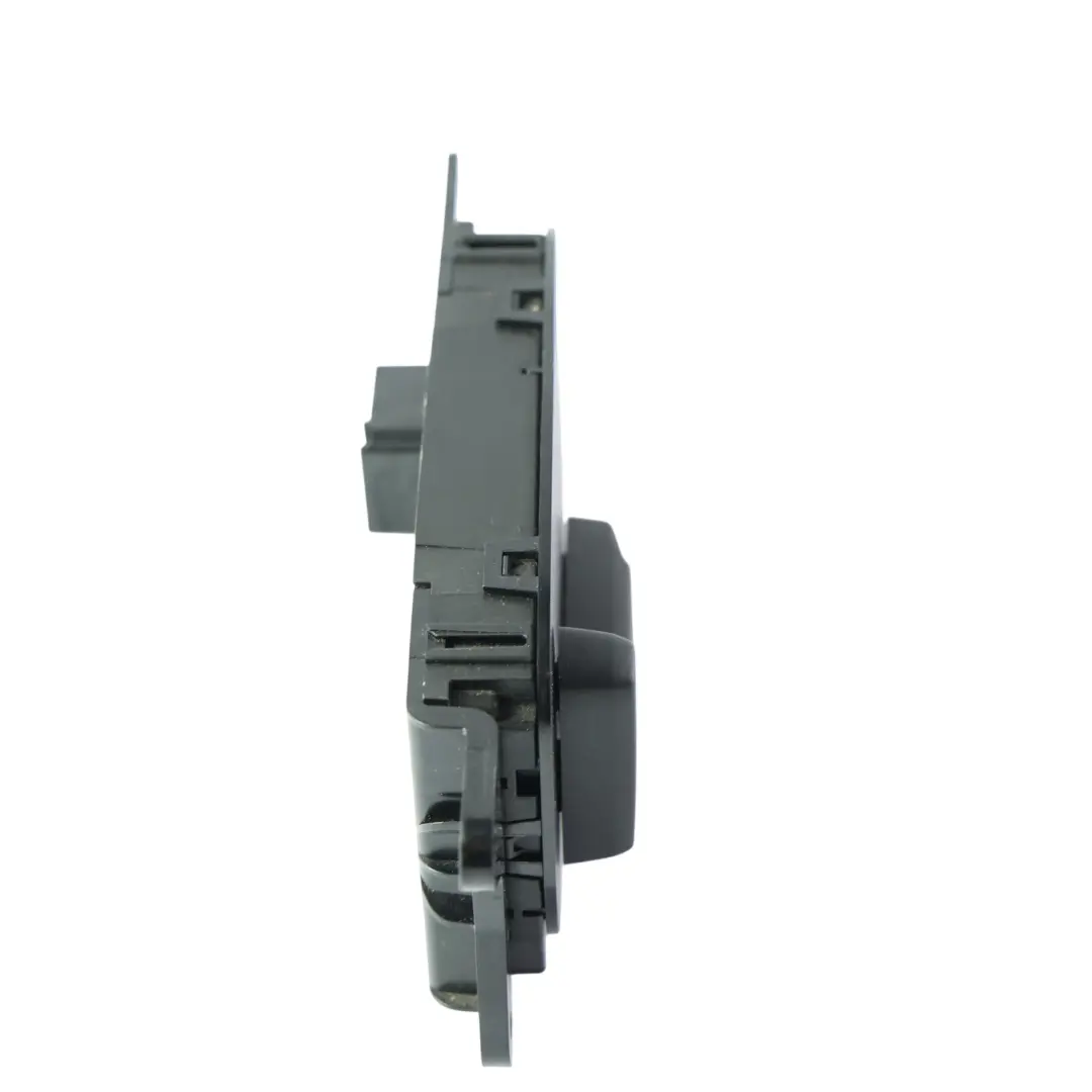 Control Switch Panel Front Right O/S to Range Rover Evoque L538 Seat with Part number GX73-14B566-BA Range Rover Evoque L538 Seat Control Switch Panel Front Right O/S - SKU GX73-14B566-BA - Part number GX73-14B566-BA