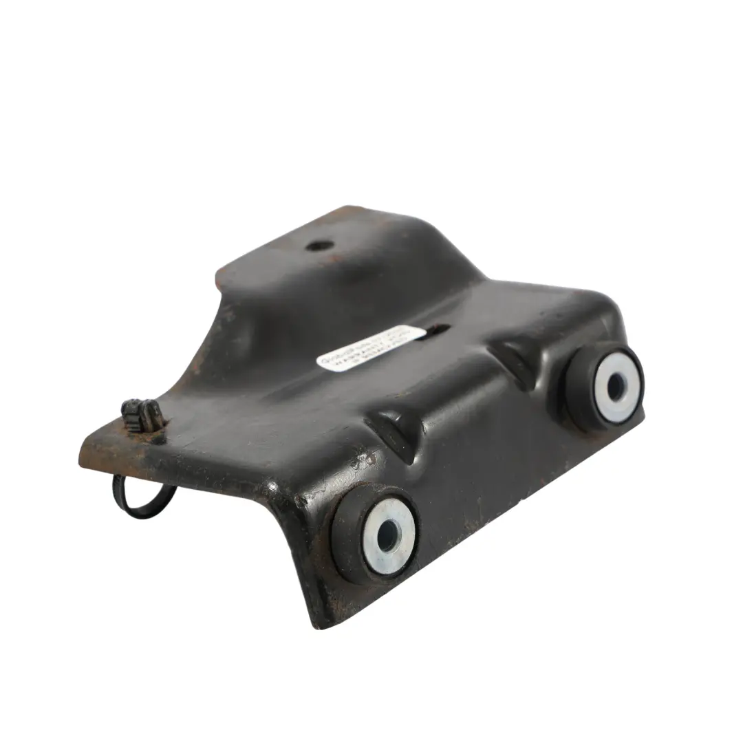 Support Réservoir AdBlue Gauche pour Land Rover Range Rover Velar L560 à propos du numéro de pièce HK83-9066-CC Land Rover Range Rover Velar L560 Support Réservoir AdBlue Gauche - SKU HK83-9066-CC - Numéro de pièce HK83-9066-CC