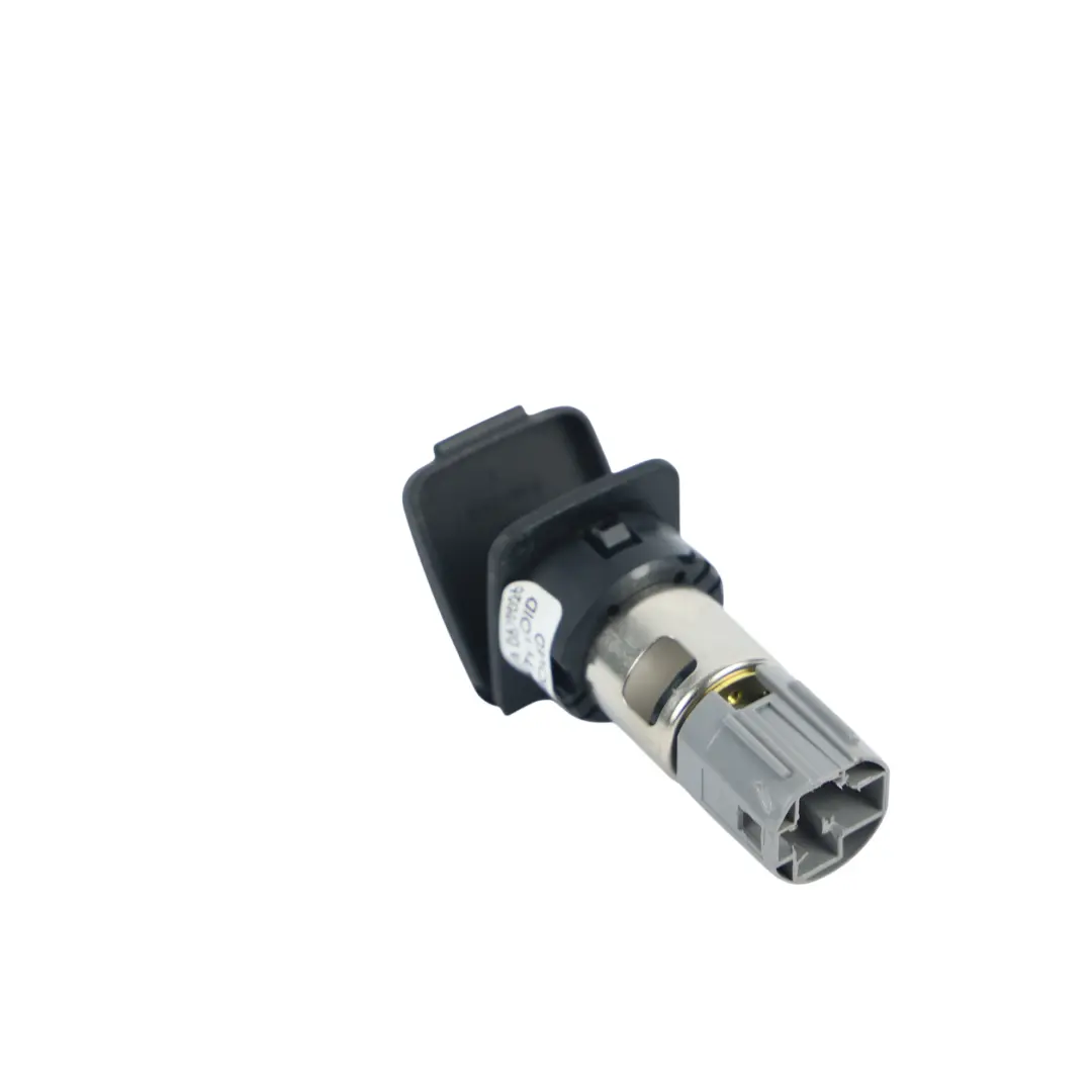 MK5 12V Steckdose Anschluss für Ford Mondeo mit Teilenummer HS7T-19A487-BAW Ford Mondeo MK5 12V Steckdose Anschluss - SKU HS7T-19A487-BAW - Teilenummer HS7T-19A487-BAW