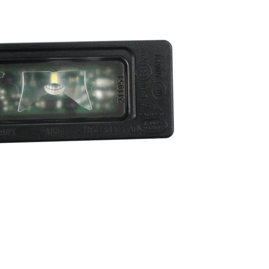 Land Rover Range Rover Velar L560 Kennzeichen LED Licht Lampe SET - SKU HY32-13B627-AB-1 - Teilenummer HY32-13B627-AB